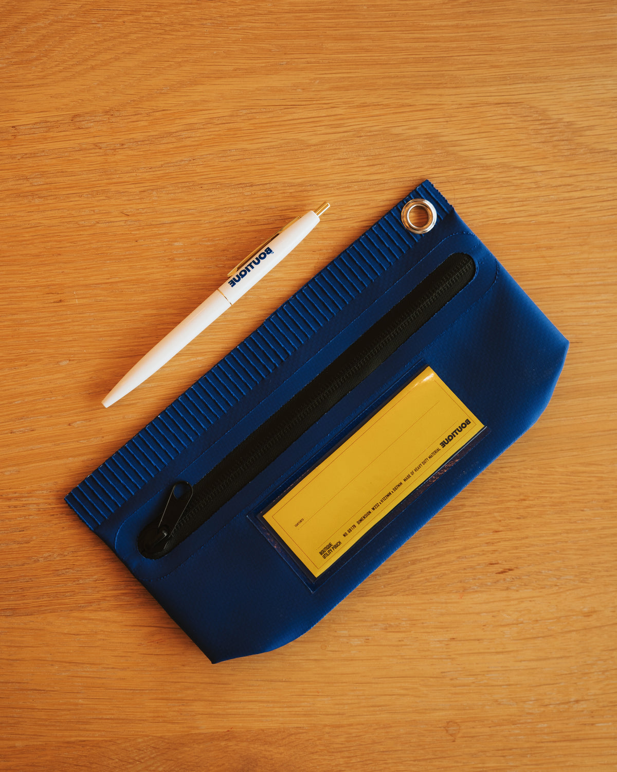 BOUTIQUE UTILITY POUCH & BIC PEN BLUE(ブティックユーティリティポーチ&ビックペンブルー)|ONLINE BOUTIQUE(オンラインブティック)