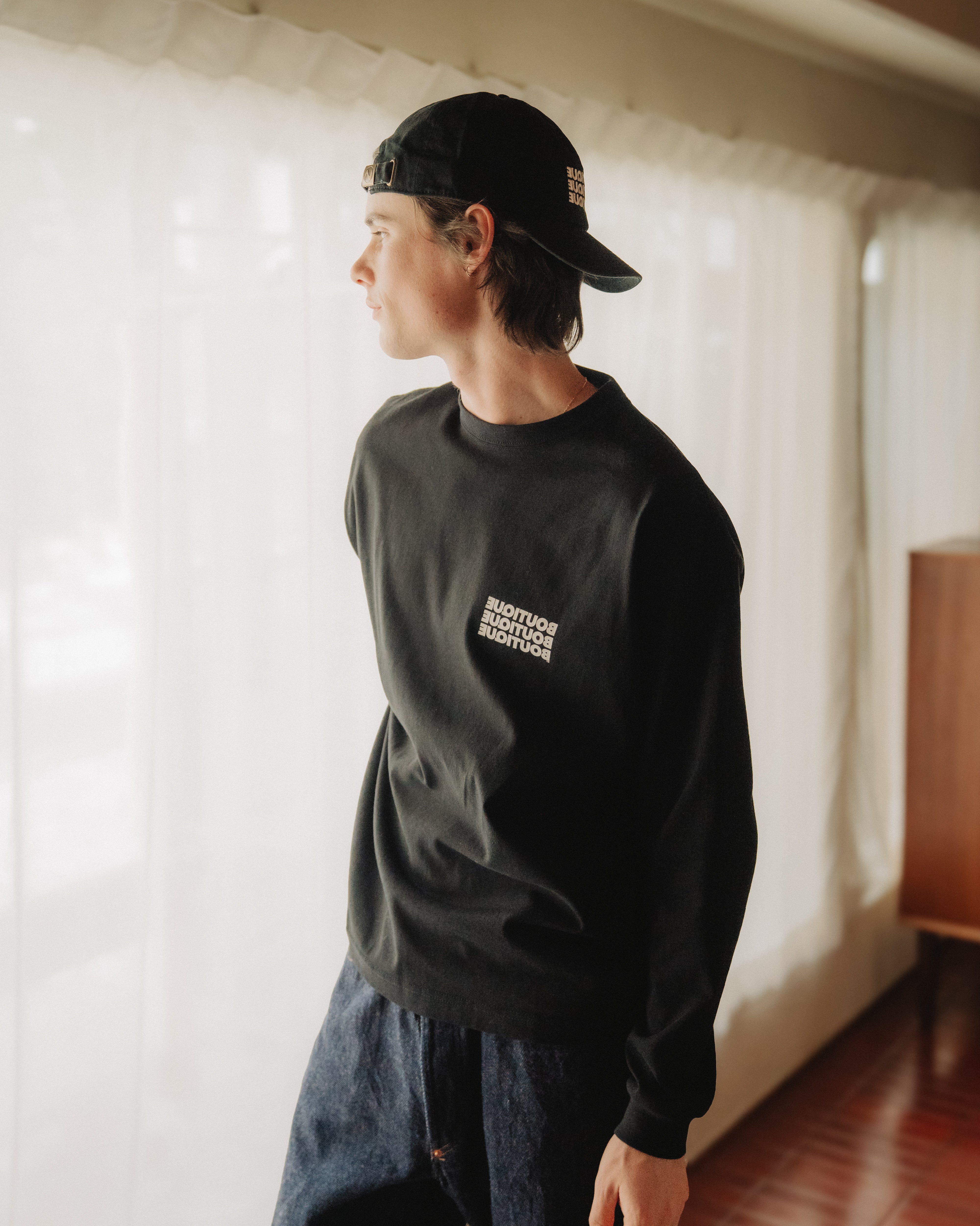 BOUTIQUE LONG SLEEVE TEE BLACK(ブティックロングスリーブTシャツブラック)|ONLINE BOUTIQUE(オンラインブティック)