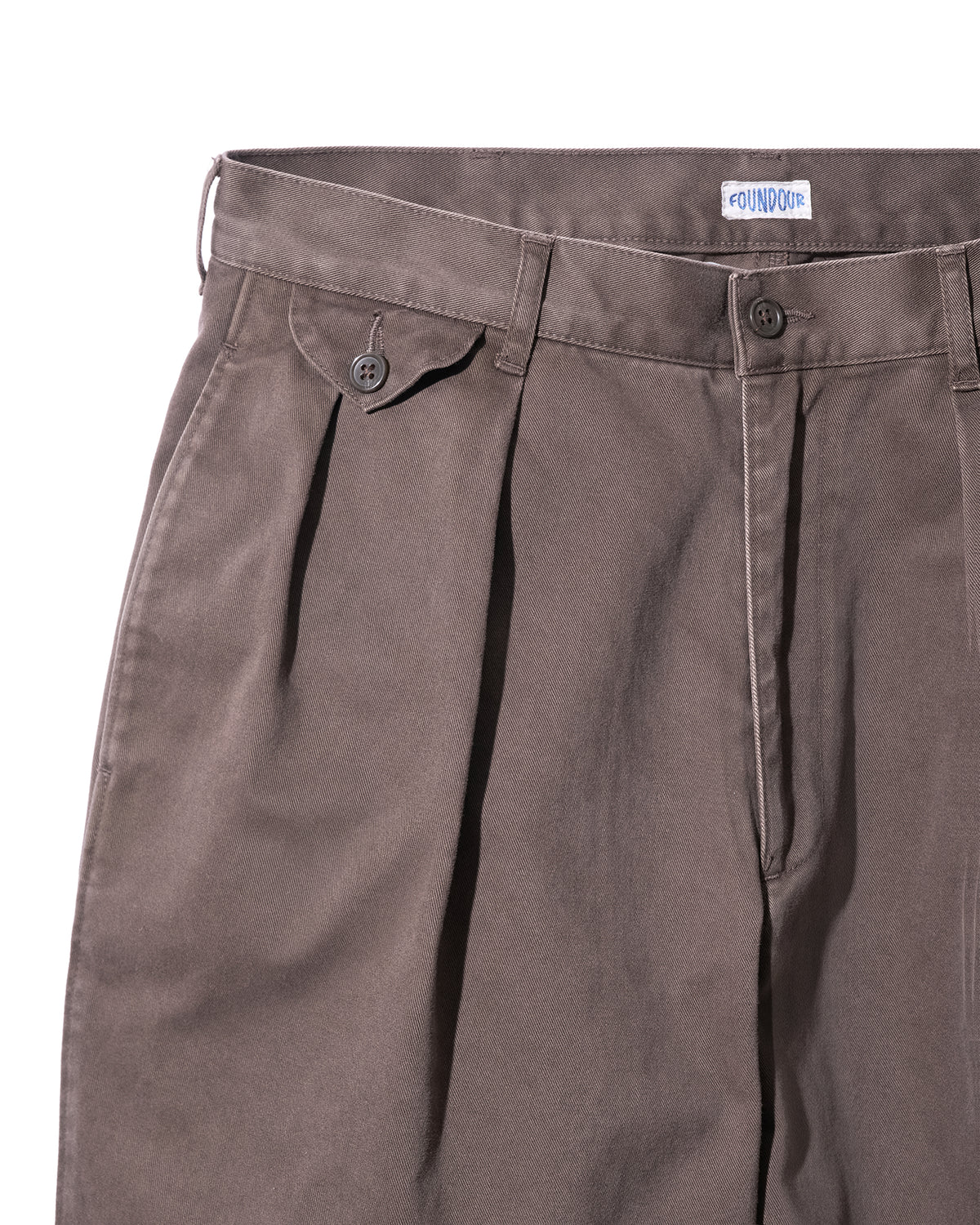 FOUNDOUR COTTON WIDE TUCK CHINOS BROWN(ファウンダコットンワイドタックチノブラウン)|ONLINE BOUTIQUE(オンラインブティック)