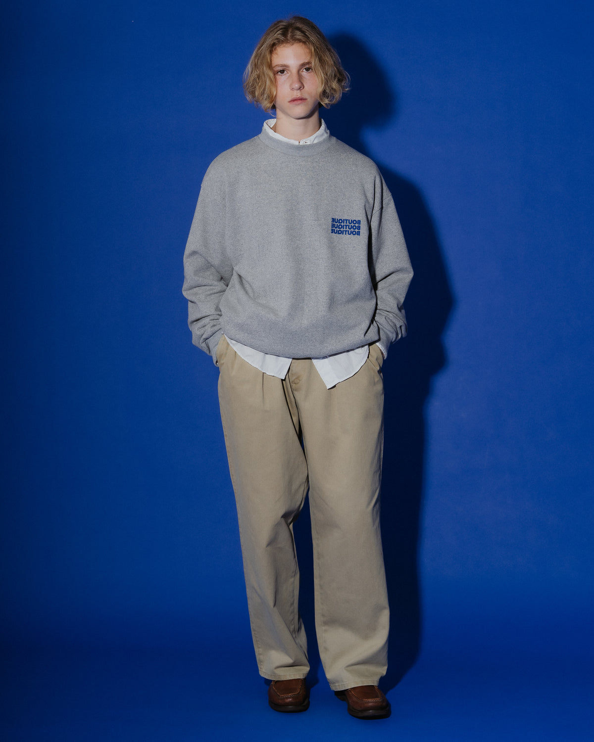 BOUTIQUE CREW NECK SWEAT BLACK(ブティッククルーネックスウェットブラック)|ONLINE BOUTIQUE(オンラインブティック)