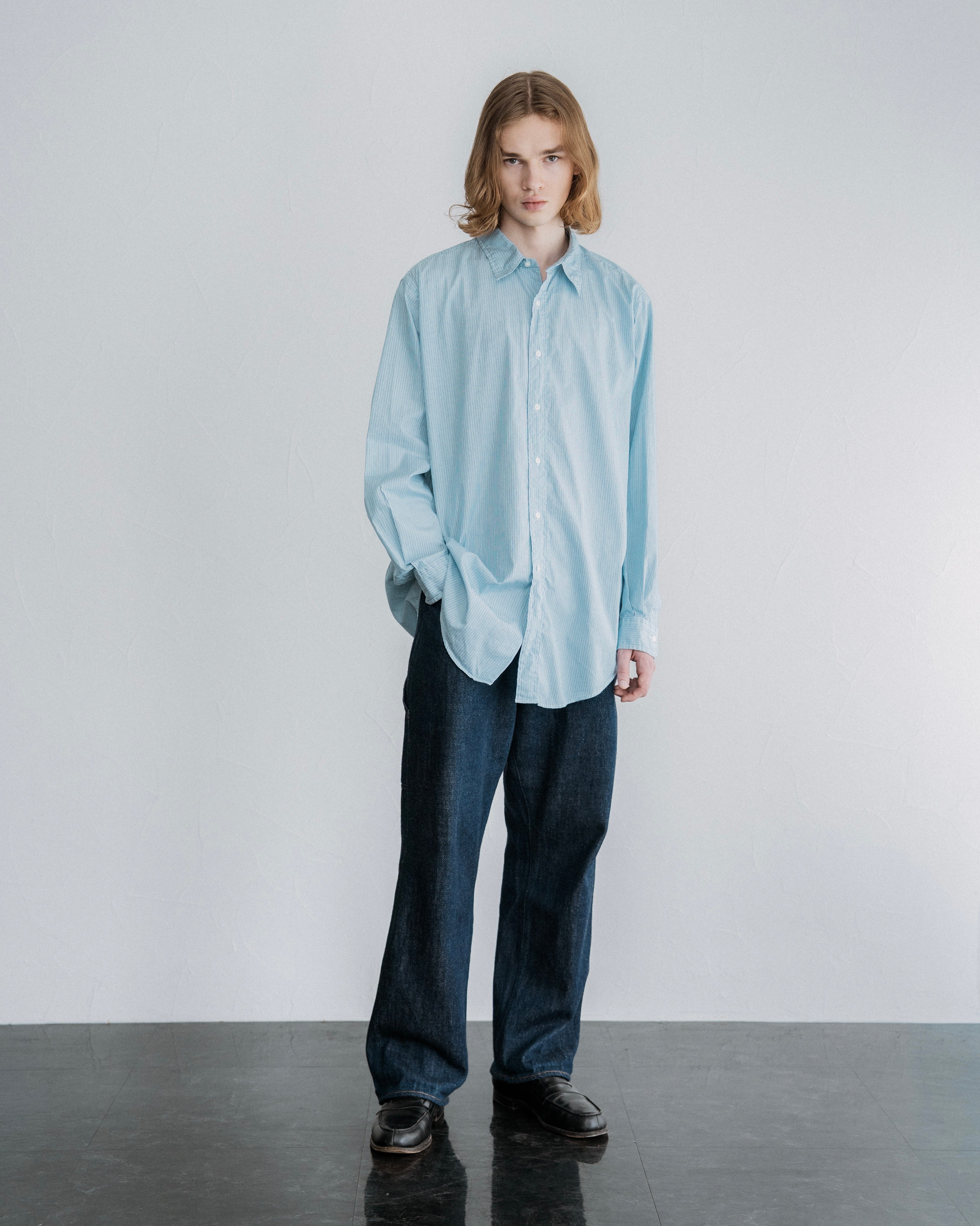 FOUNDOUR COTTON STRIPE REGULAR COLLAR SHIRT SAX STRIPE(ファウンダコットンストライプレギュラーカラーシャツサックスストライプ)|ONLINE BOUTIQUE(オンラインブティック)