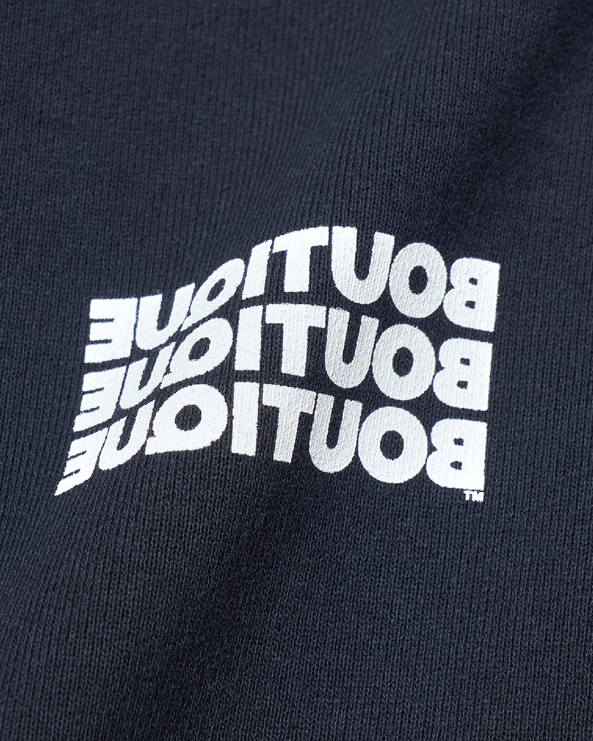 BOUTIQUE CREW NECK SWEAT NAVY(ブティッククルーネックスウェットネイビー)|ONLINE BOUTIQUE(オンラインブティック)