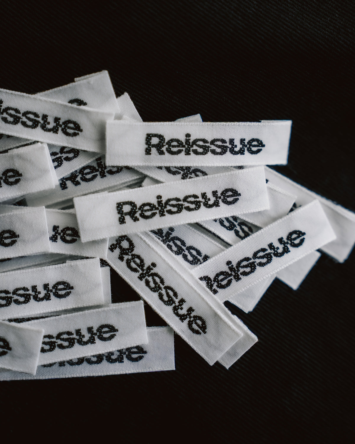 Reissue FOUNDOUR AT BOUTIQUE