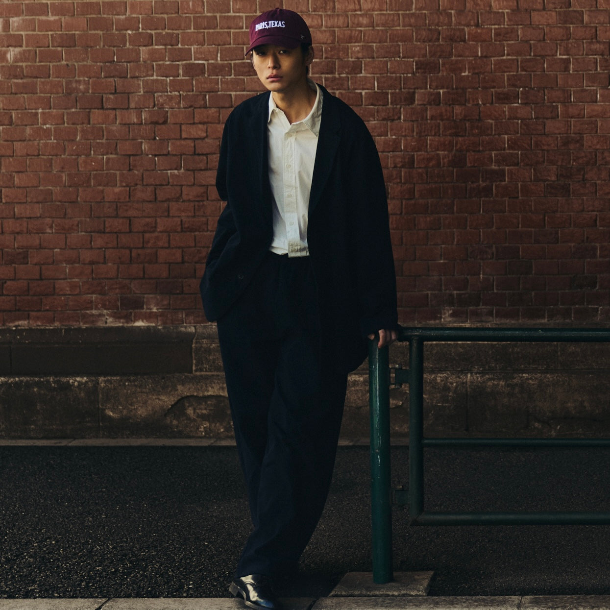 FRUIT OF THE LOOM ATHLETIC FORMAL SUIT  BLACK（フルーツオフザルームアスレチックフォーマルスーツブラック）｜ONLINE BOUTIQUE（オンラインブティック）