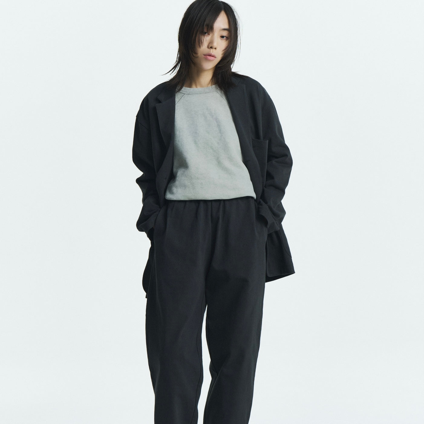 FRUIT OF THE LOOM ATHLETIC SUITS CHARCOAL（フルーツオブザルームアスレチックスーツチャコール）｜ONLINE BOUTIQUE（オンラインブティック）