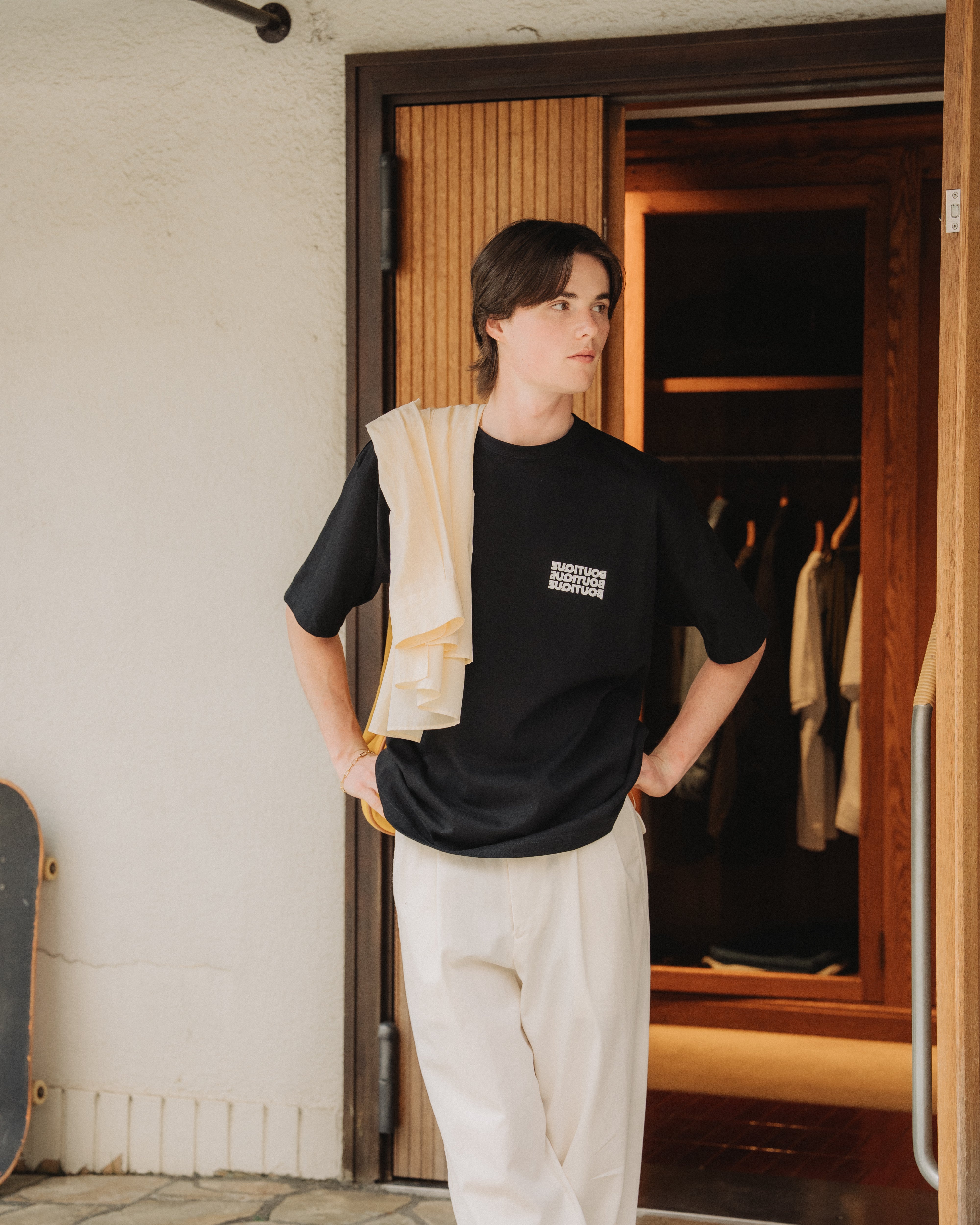 BOUTIQUE SHORT SLEEVE TEE BLACK（ブティックショートスリーブTシャツブラック）｜ONLINE BOUTIQUE（オンラインブティック）
