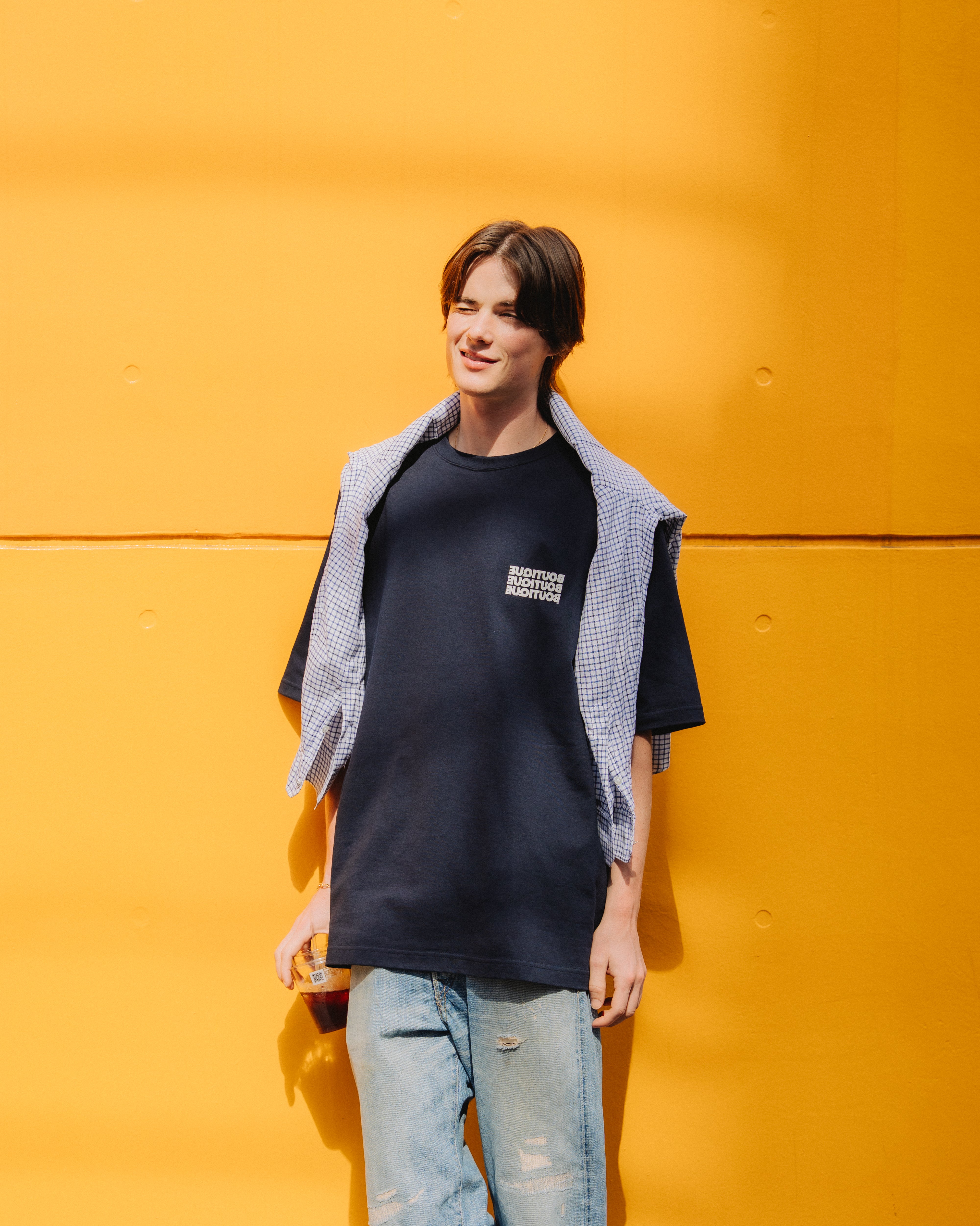 BOUTIQUE SHORT SLEEVE TEE NAVY（ブティックショートスリーブTシャツネイビー）｜ONLINE BOUTIQUE（オンラインブティック）