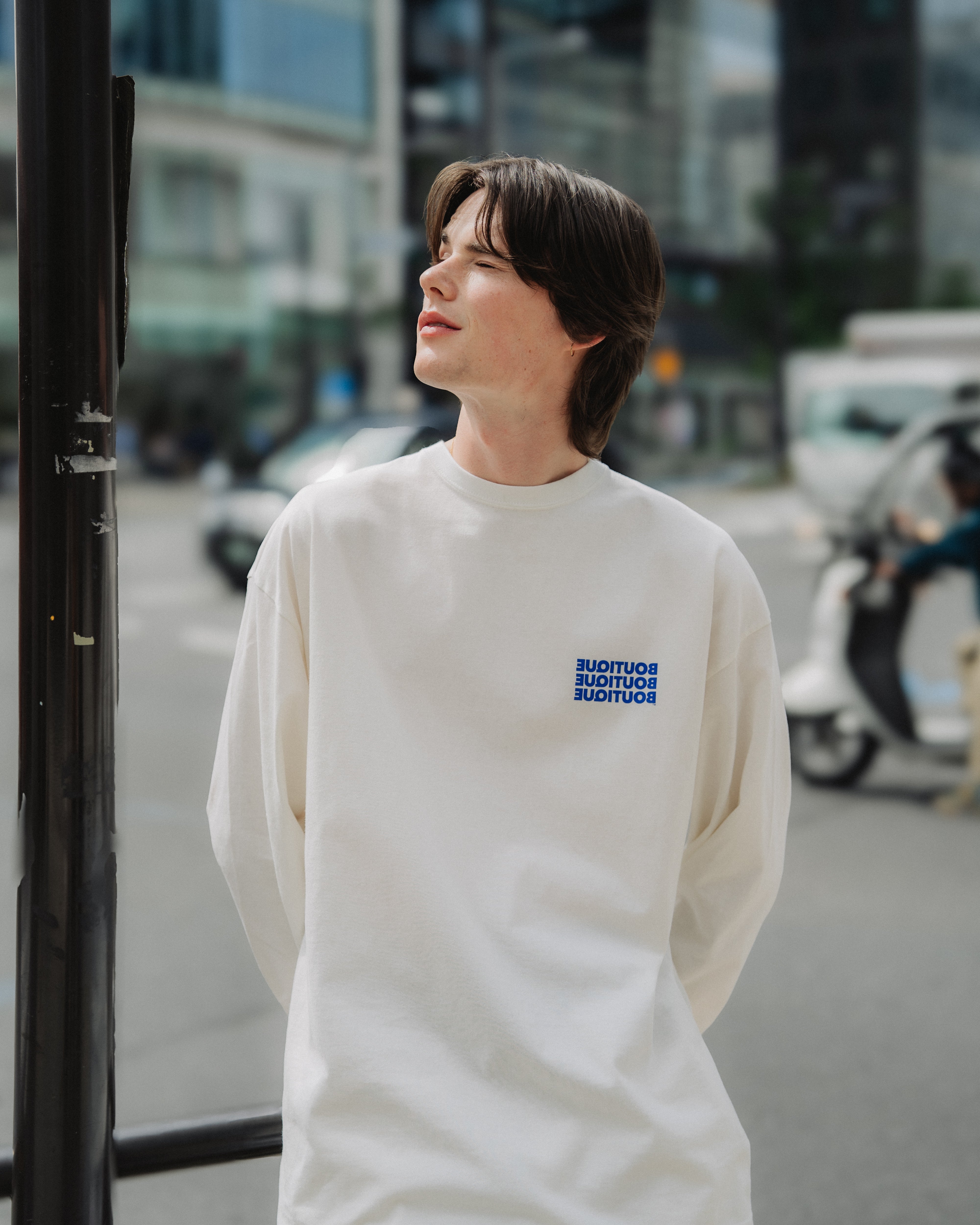 BOUTIQUE LONG SLEEVE TEE WHITE（ブティックロングスリーブTシャツホワイト）｜ONLINE BOUTIQUE（オン