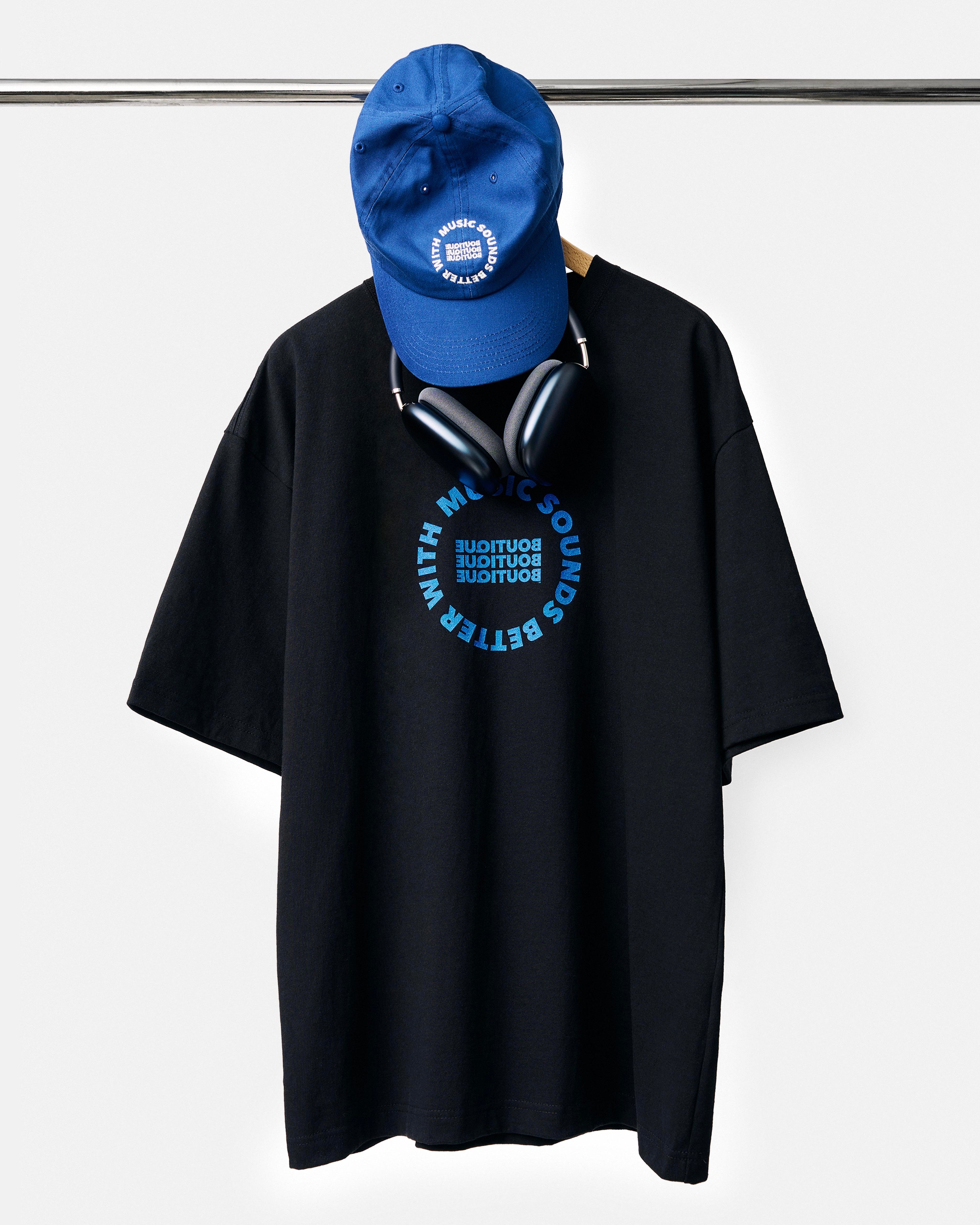MUSIC SOUNDS BETTER WITH BOUTIQUE TEE BLACK（ミュージックサウンドベターウィズブティックTシャツブラック）｜ONLINE BOUTIQUE（オンラインブティック）