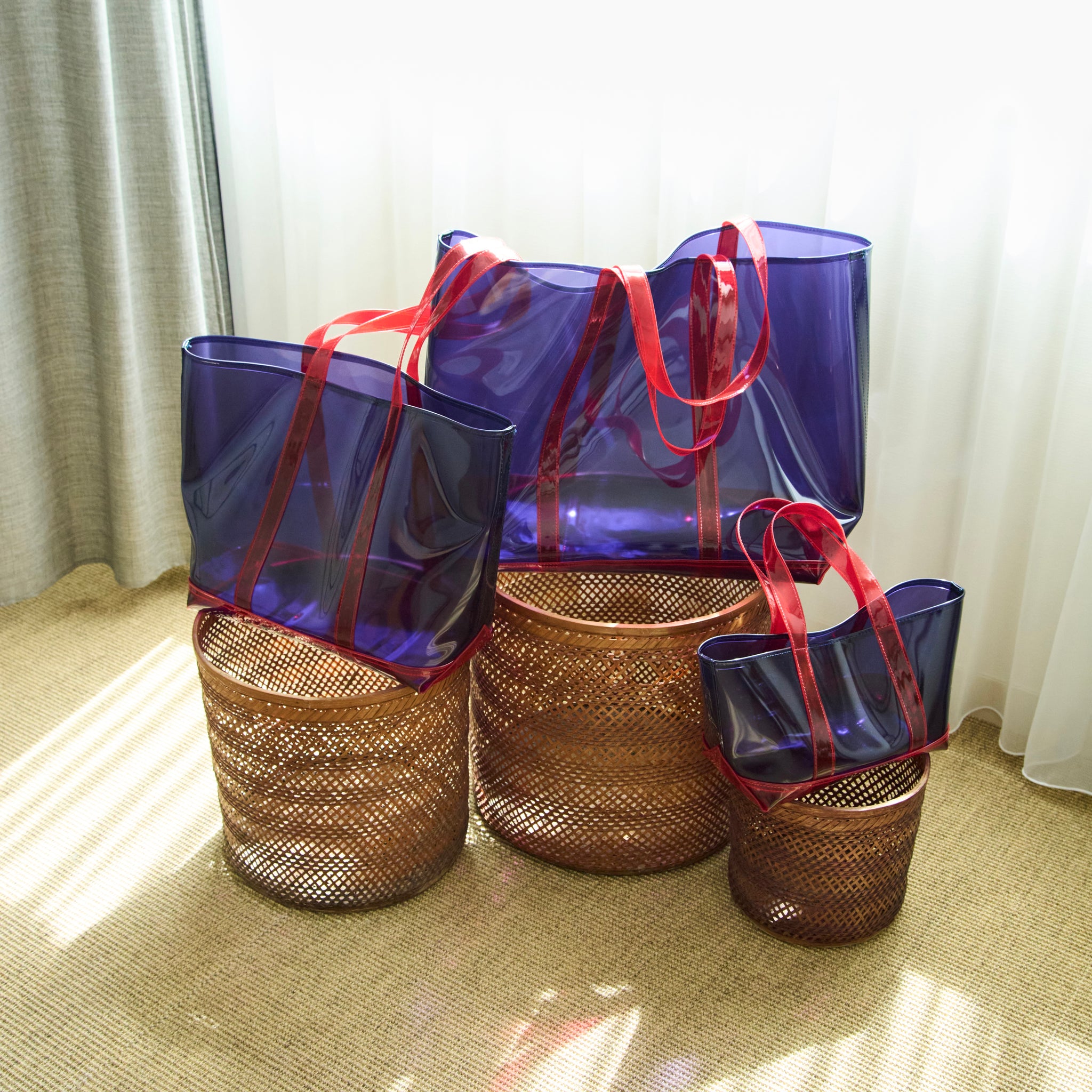 NEWBOOK SEASIDE LARGE NAVY/RED（ニューブックシーサイドラージ