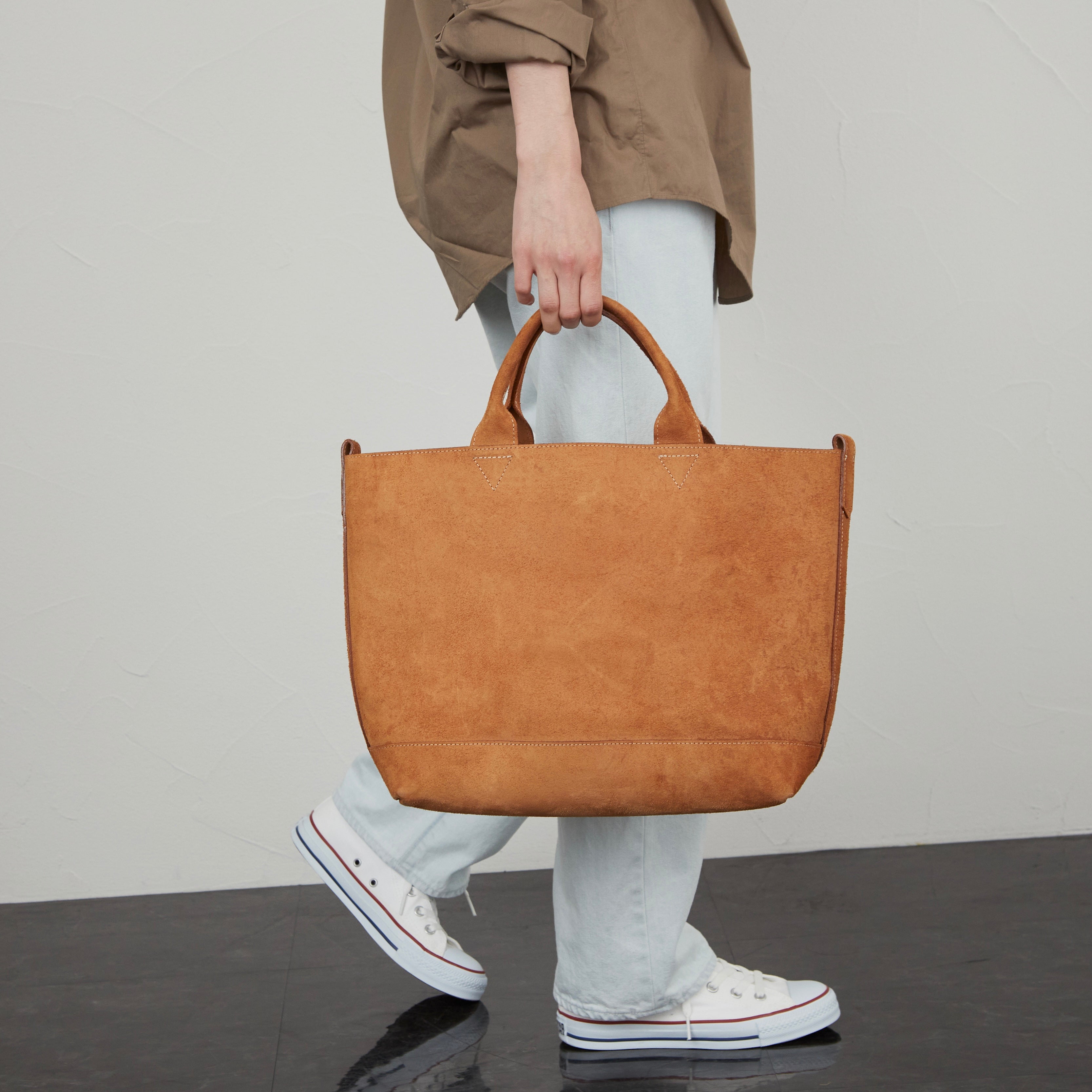 CC22 LEATHER TOTE BAG CAMEL（CC22レザートートバッグキャメル）｜ONLINE BOUTIQUE（オンラインブティック）