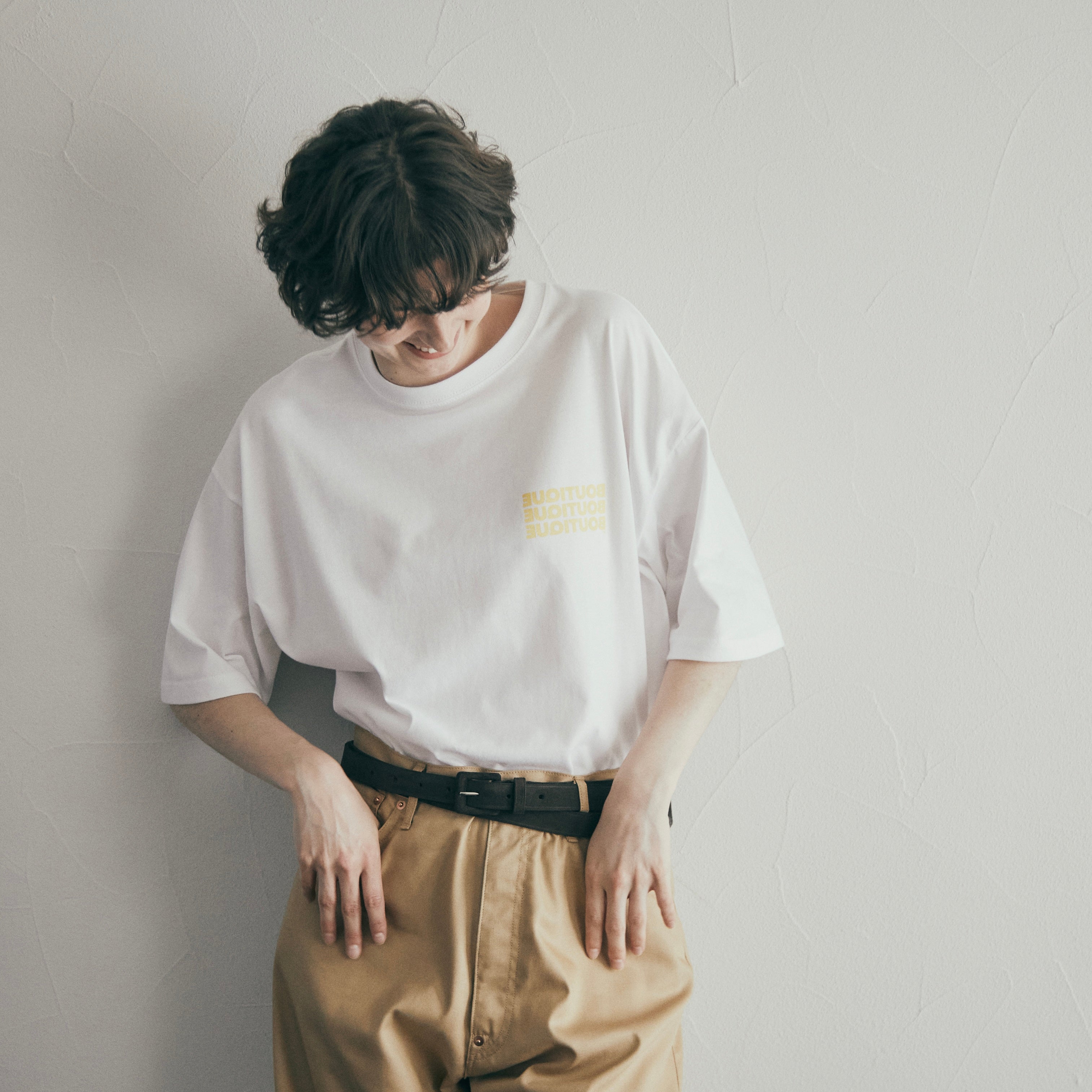 BOUTIQUE TEE WHITE & YELLOW（ブティックTシャツホワイト＆イエロー）｜ONLINE BOUTIQUE（オンラインブティック）