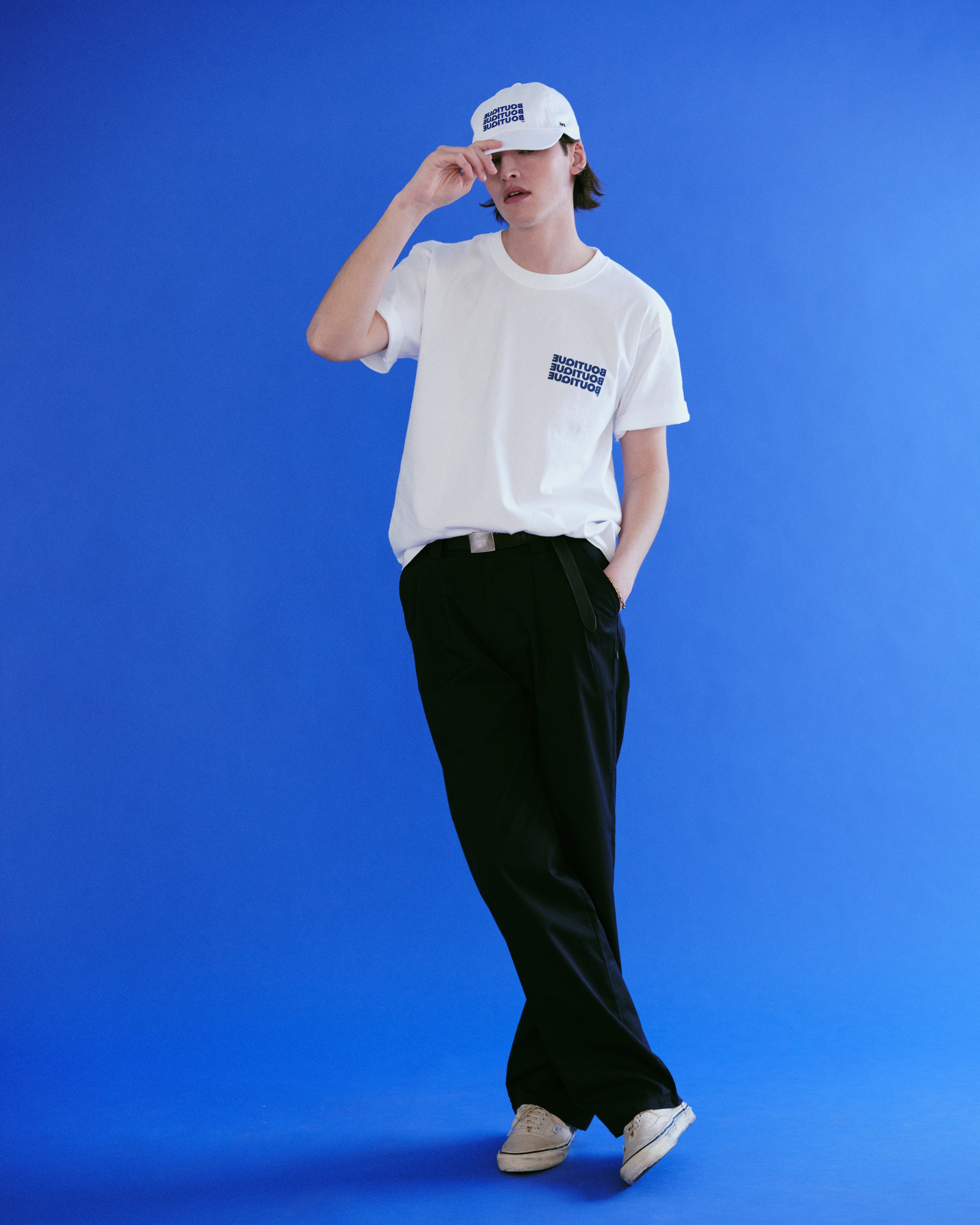 BOUTIQUE TEE WHITE & BLUE （ブティックTシャツホワイト＆ブルー）｜ONLINE BOUTIQUEオンラインブティック）