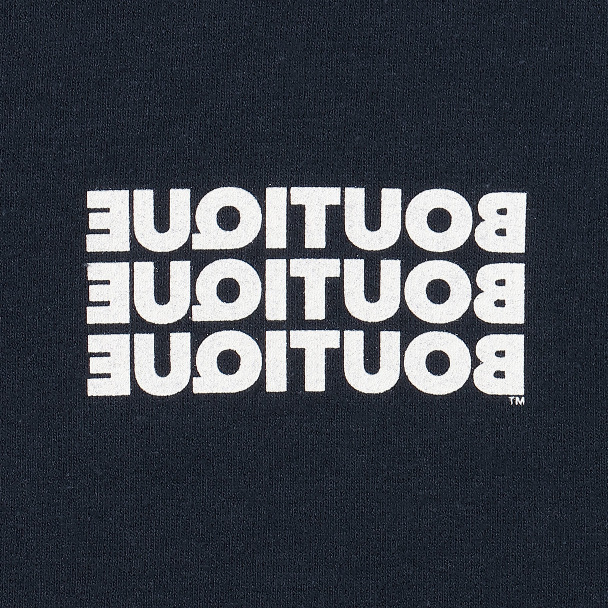BOUTIQUE CREW NECK SWEAT NAVY（ブティッククルーネックスウェットネイビー）｜ONLINE BOUTIQUE（オンラインブティック）
