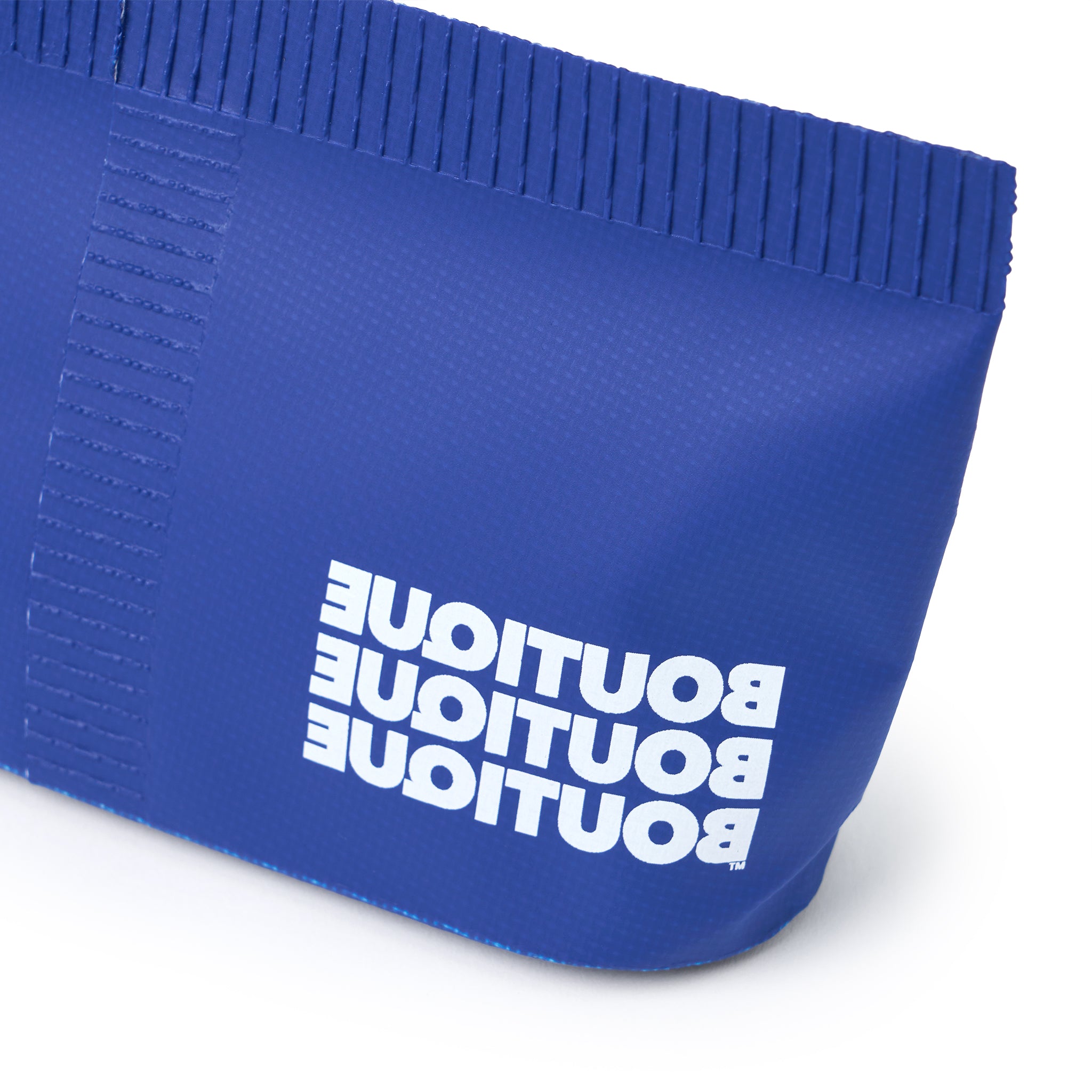 BOUTIQUE UTILITY POUCH & BIC PEN BLUE（ブティックユーティリティポーチ&ビックペンブルー）｜ONLINE BOUTIQUE（オンラインブティック）