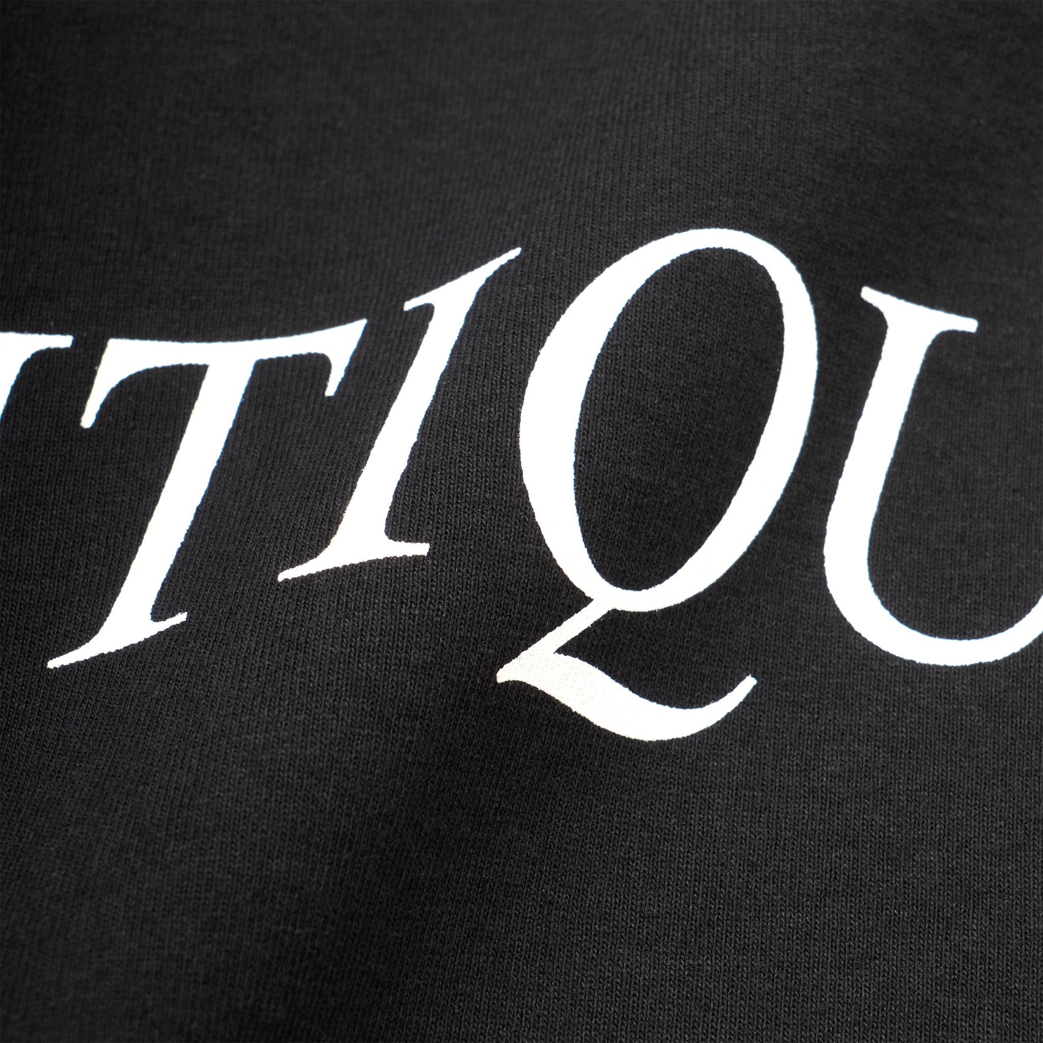 BOUTIQUE CLASSIC LOGO TEE BLACK（ブティッククラシックロゴTシャツブラック）｜ONLINE BOUTIQUE（オンラインブティック）