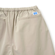BOUTIQUE WIDE EASY SHORTS BEIGE（ブティックワイドイージーショーツベージュ）｜ONLINE BOUTIQUE（オンラインブティック）
