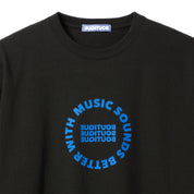 MUSIC SOUNDS BETTER WITH BOUTIQUE TEE BLACK（ミュージックサウンドベターウィズブティックTシャツホワイトブラック）｜ONLINE BOUTIQUE（オンラインブティック）