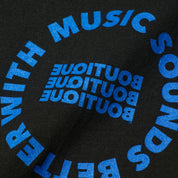 MUSIC SOUNDS BETTER WITH BOUTIQUE TEE BLACK（ミュージックサウンドベターウィズブティックTシャツホワイトブラック）｜ONLINE BOUTIQUE（オンラインブティック）