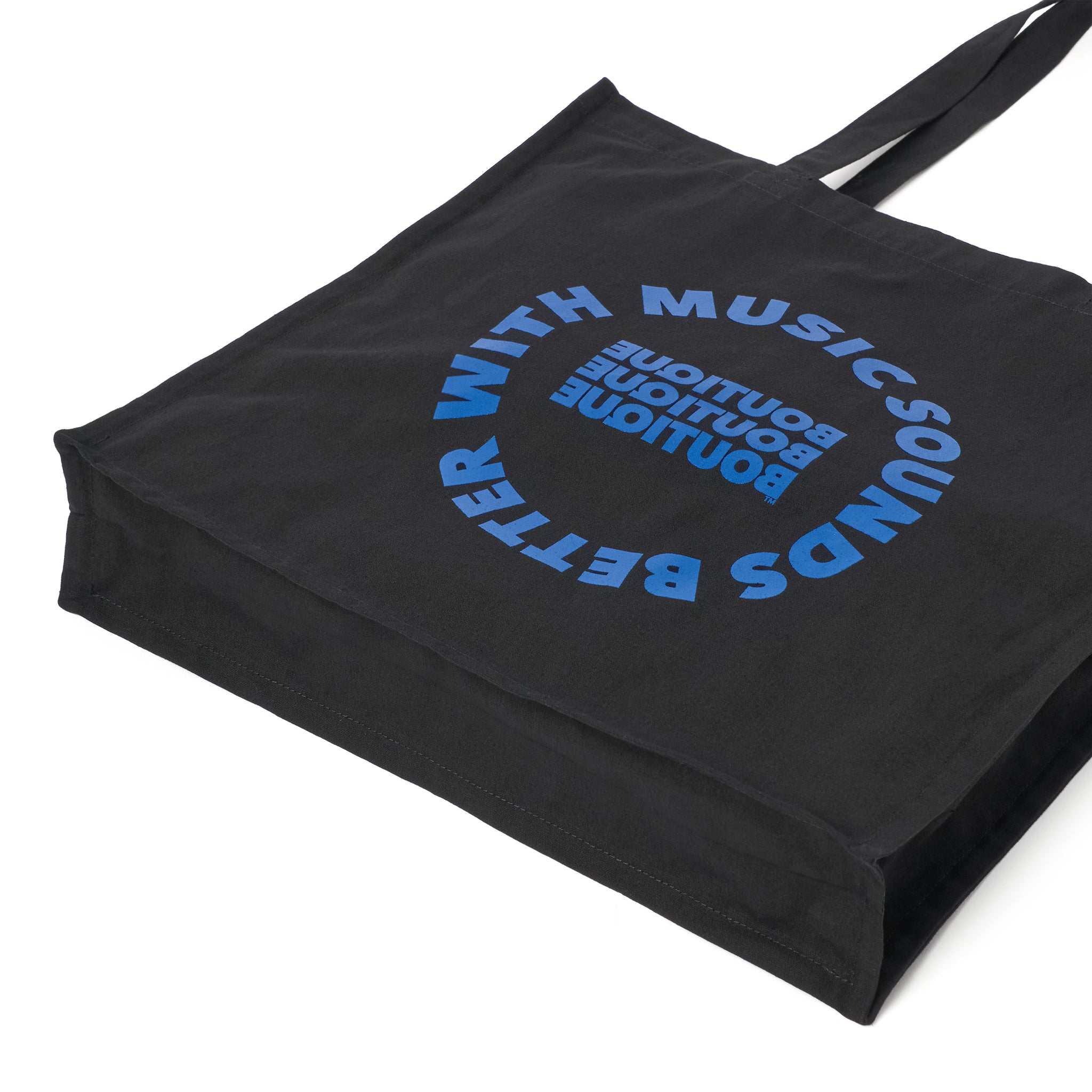 MUSIC SOUNDS BETTER WITH BOUTIQUE TOTE BAG BLACK（ミュージックサウンドベターウィズブティックトートバッグブラック）｜ONLINE BOUTIQUE（オンラインブティック）