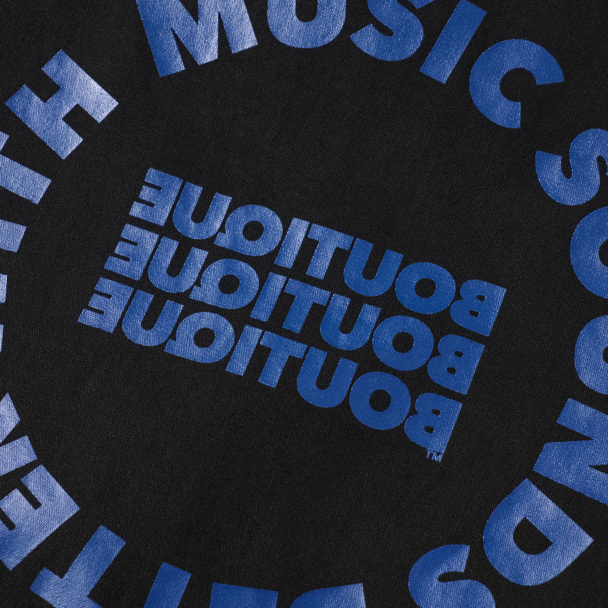 MUSIC SOUNDS BETTER WITH BOUTIQUE TOTE BAG BLACK（ミュージックサウンドベターウィズブティックトートバッグブラック）｜ONLINE BOUTIQUE（オンラインブティック）