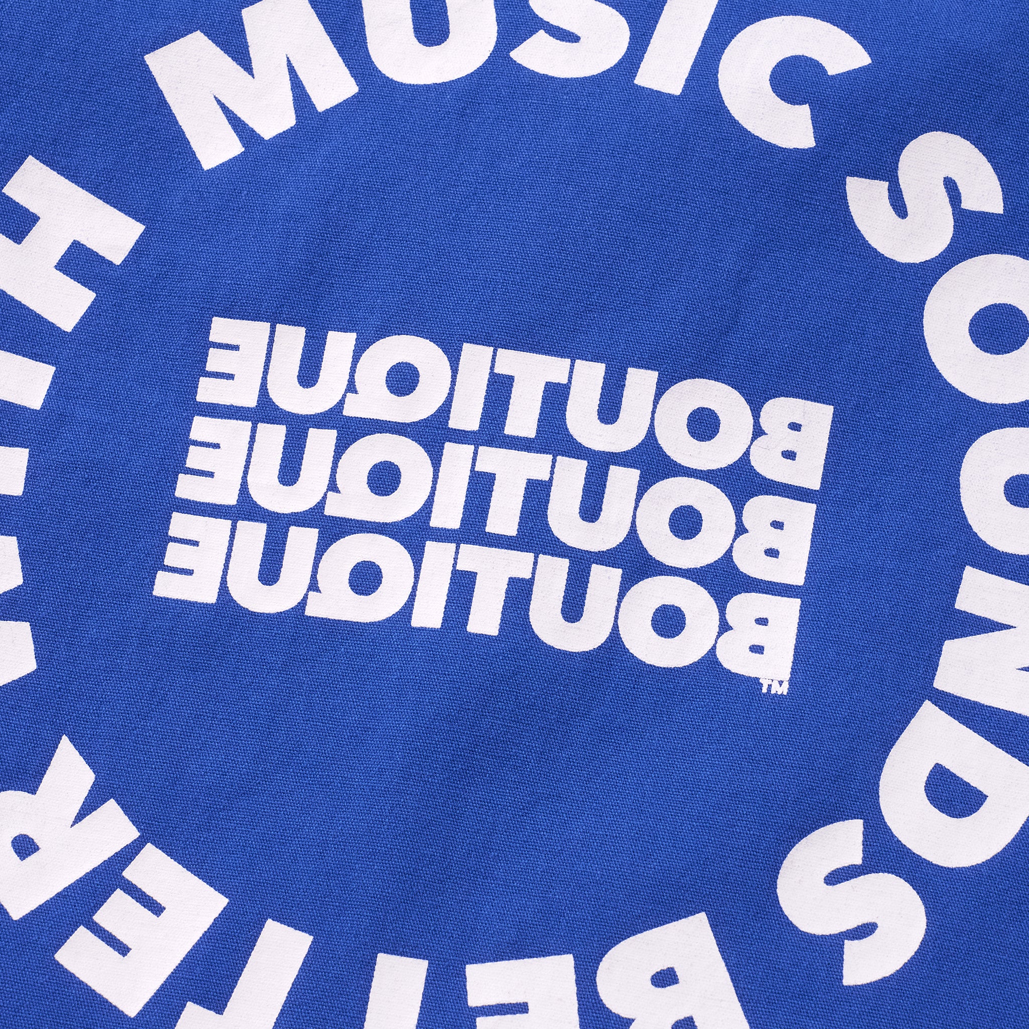 MUSIC SOUNDS BETTER WITH BOUTIQUE TOTE BAG BLUE（ミュージックサウンドベターウィズブティックトートバッグブルー）｜ONLINE BOUTIQUE（オンラインブティック）