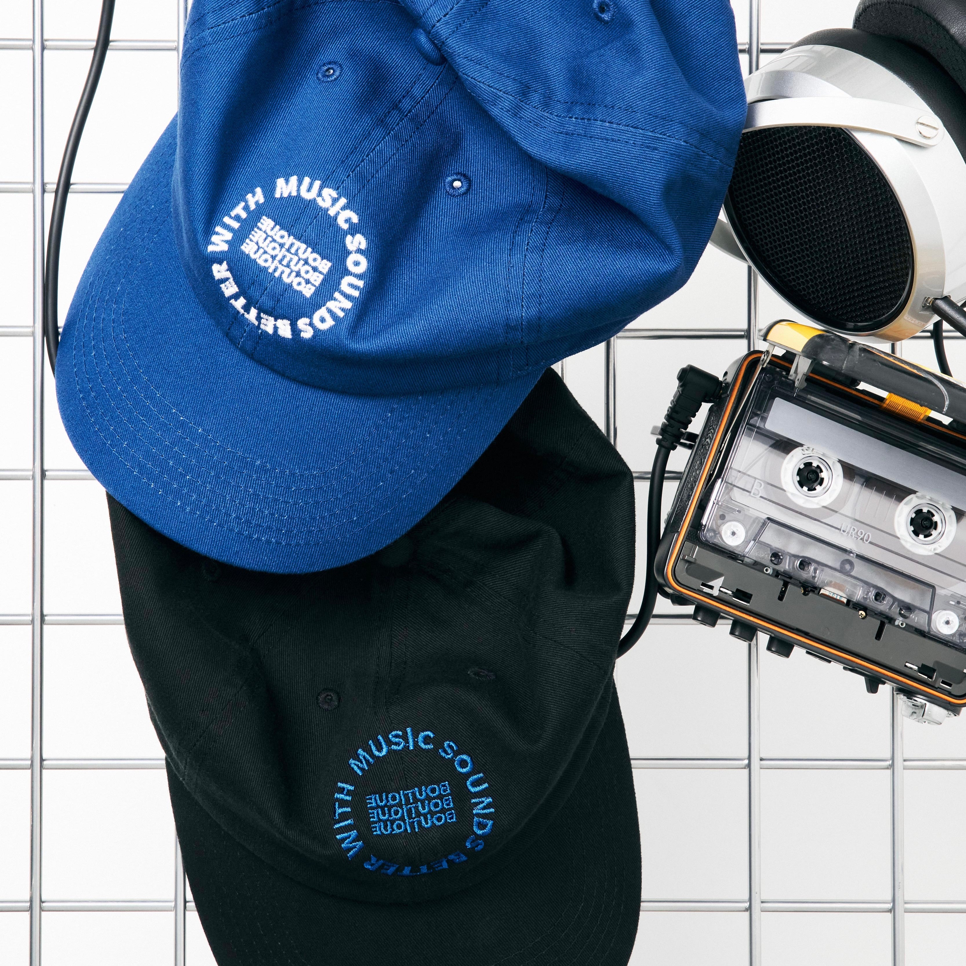 MUSIC SOUNDS BETTER WITH BOUTIQUE CAP BLACK（ミュージックサウンドベターウィズブティックキャップブラック）｜ONLINE BOUTIQUE（オンラインブティック）