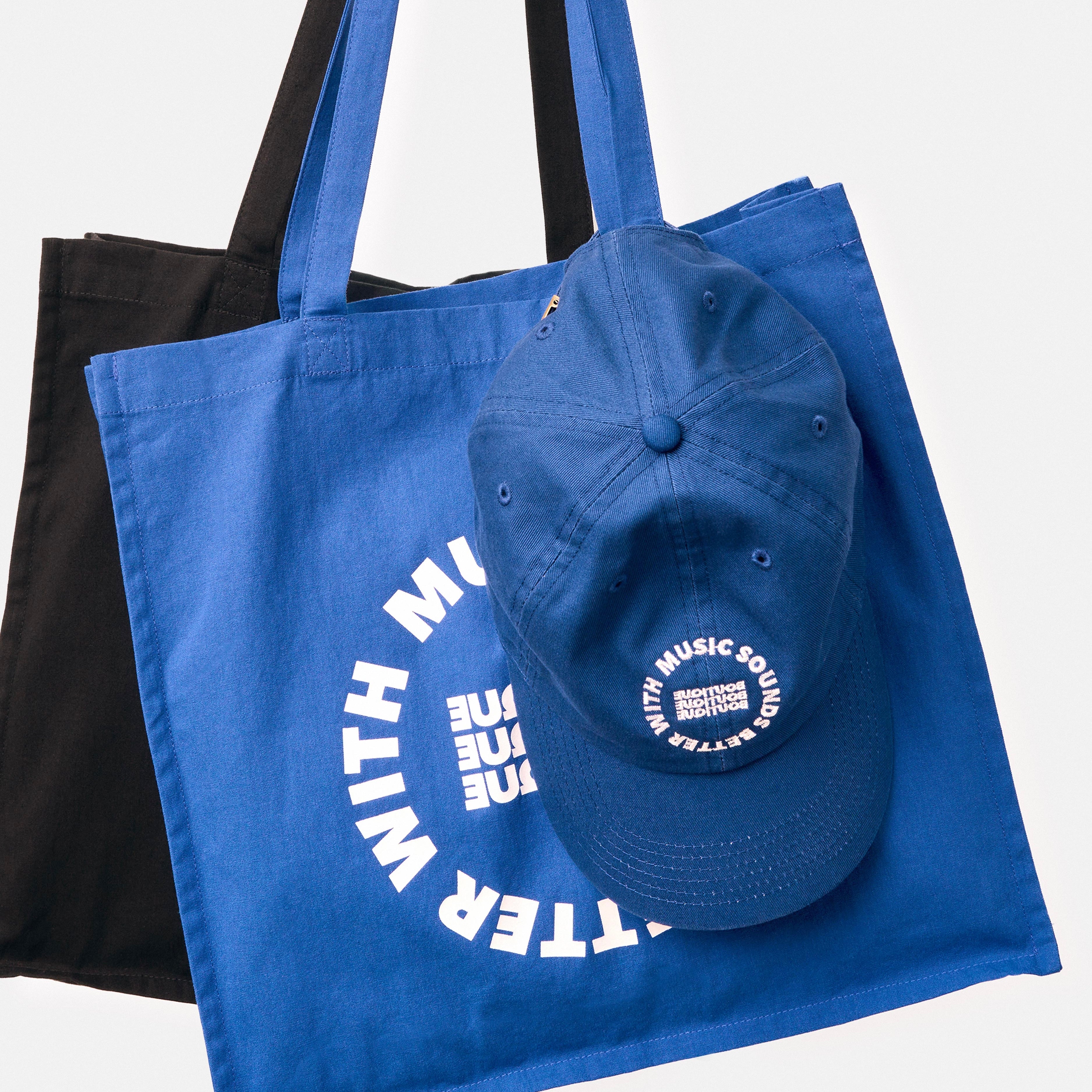 MUSIC SOUNDS BETTER WITH BOUTIQUE CAP BLUE（ミュージックサウンドベターウィズブティックキャップブルー）｜ONLINE BOUTIQUE（オンラインブティック）
