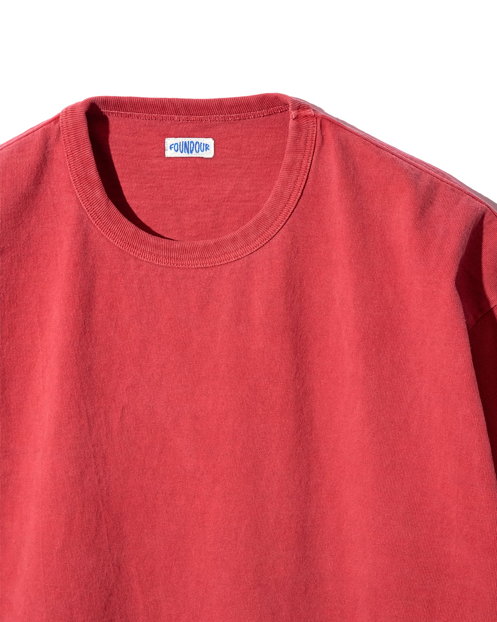 FOUNDOUR COTTON BD FADE LONG SLEEVE TEE RED（ファウンダコットンボタンダウンフェードロングスリーブTシャツレッド）｜ONLINE BOUTIQUE（オンラインブティック）