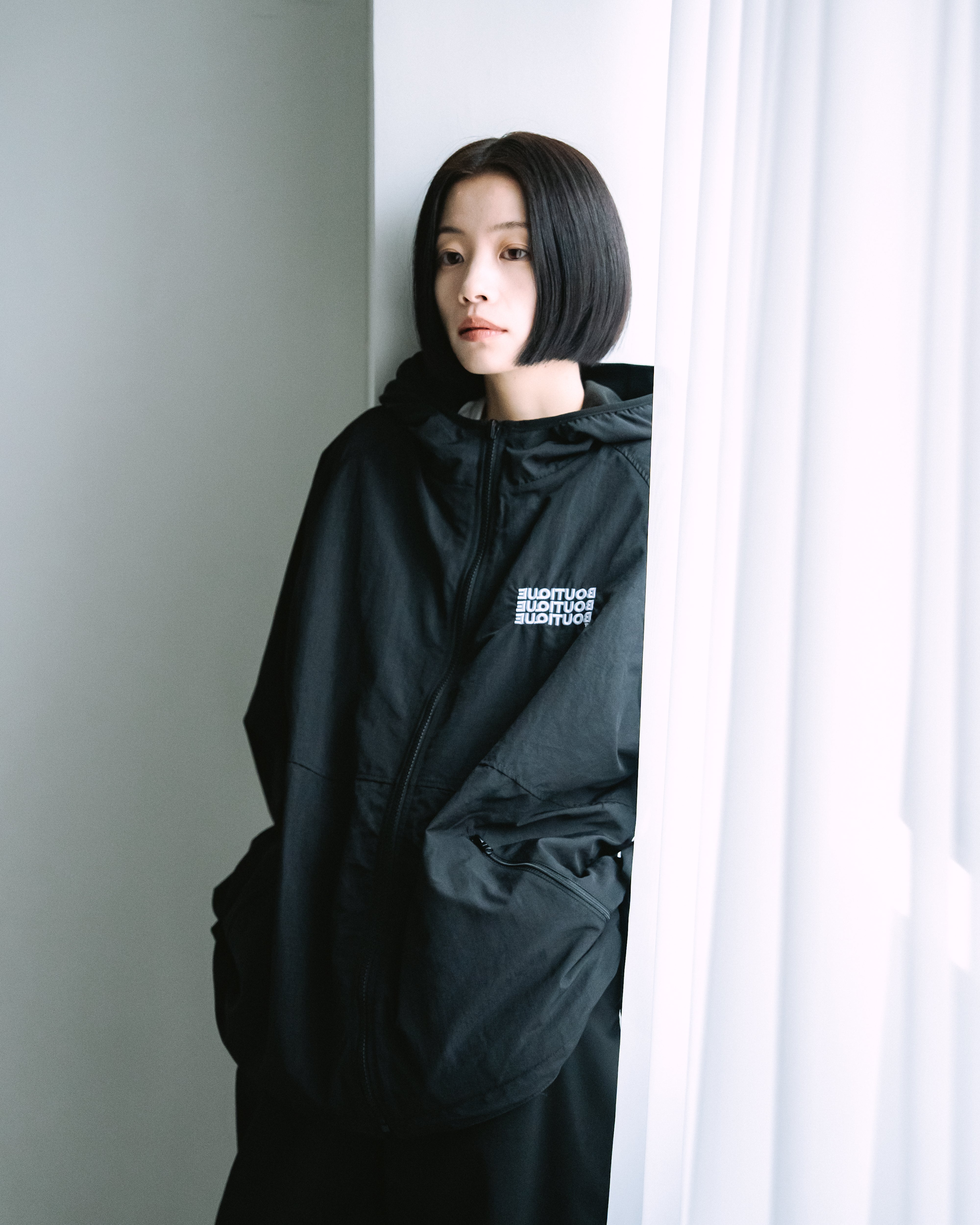 BOUTIQUE NYLON × FLEECE REVERSIBLE ZIP UP HOODIE BLACK（ブティック