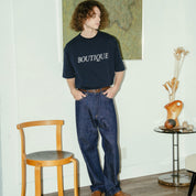 BOUTIQUE CLASSIC LOGO TEE NAVY（ブティッククラシックロゴTシャツネイビー）｜ONLINE BOUTIQUE（オンラインブティック）