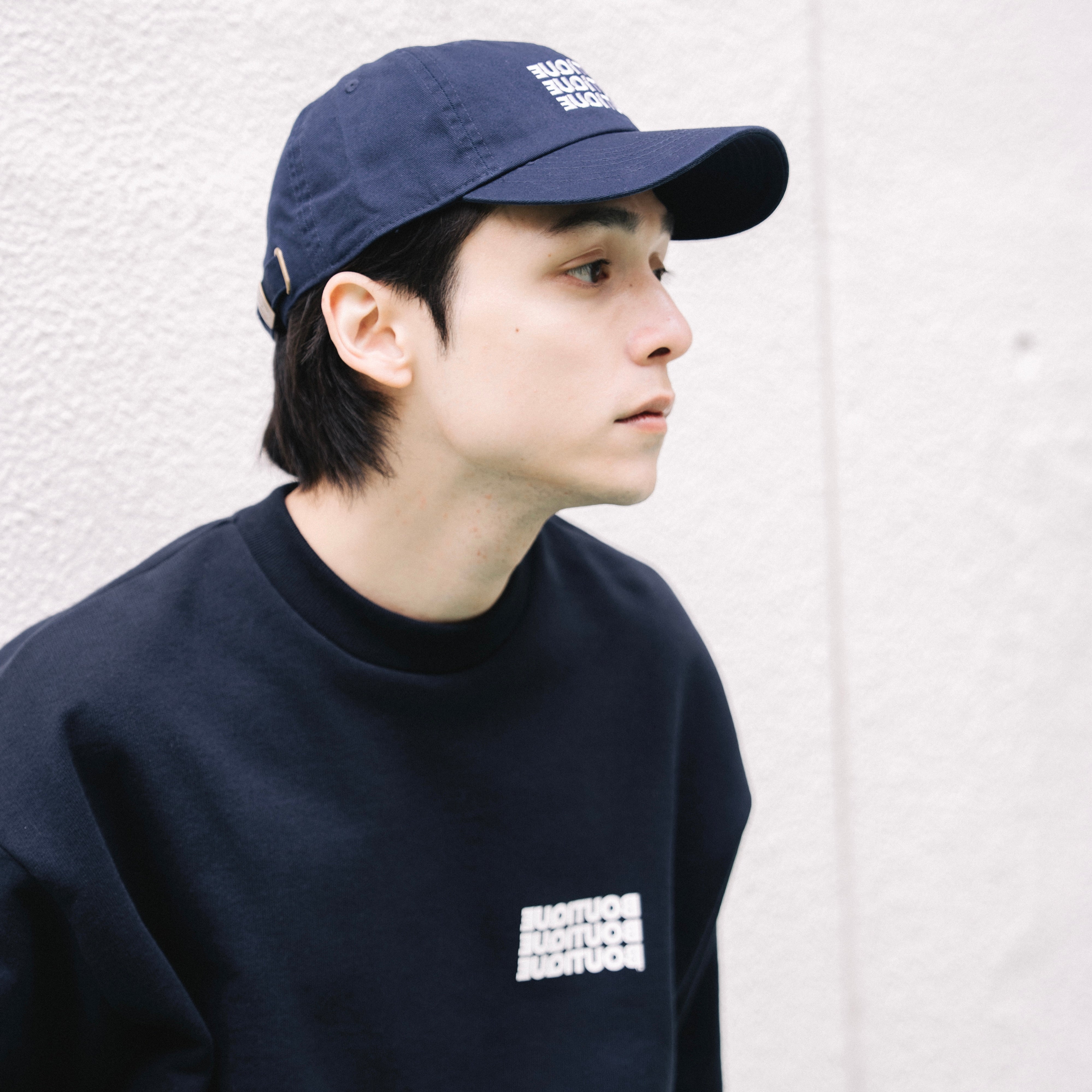 BOUTIQUE CREW NECK SWEAT NAVY（ブティッククルーネックスウェットネイビー）｜ONLINE BOUTIQUE（オンラインブティック）