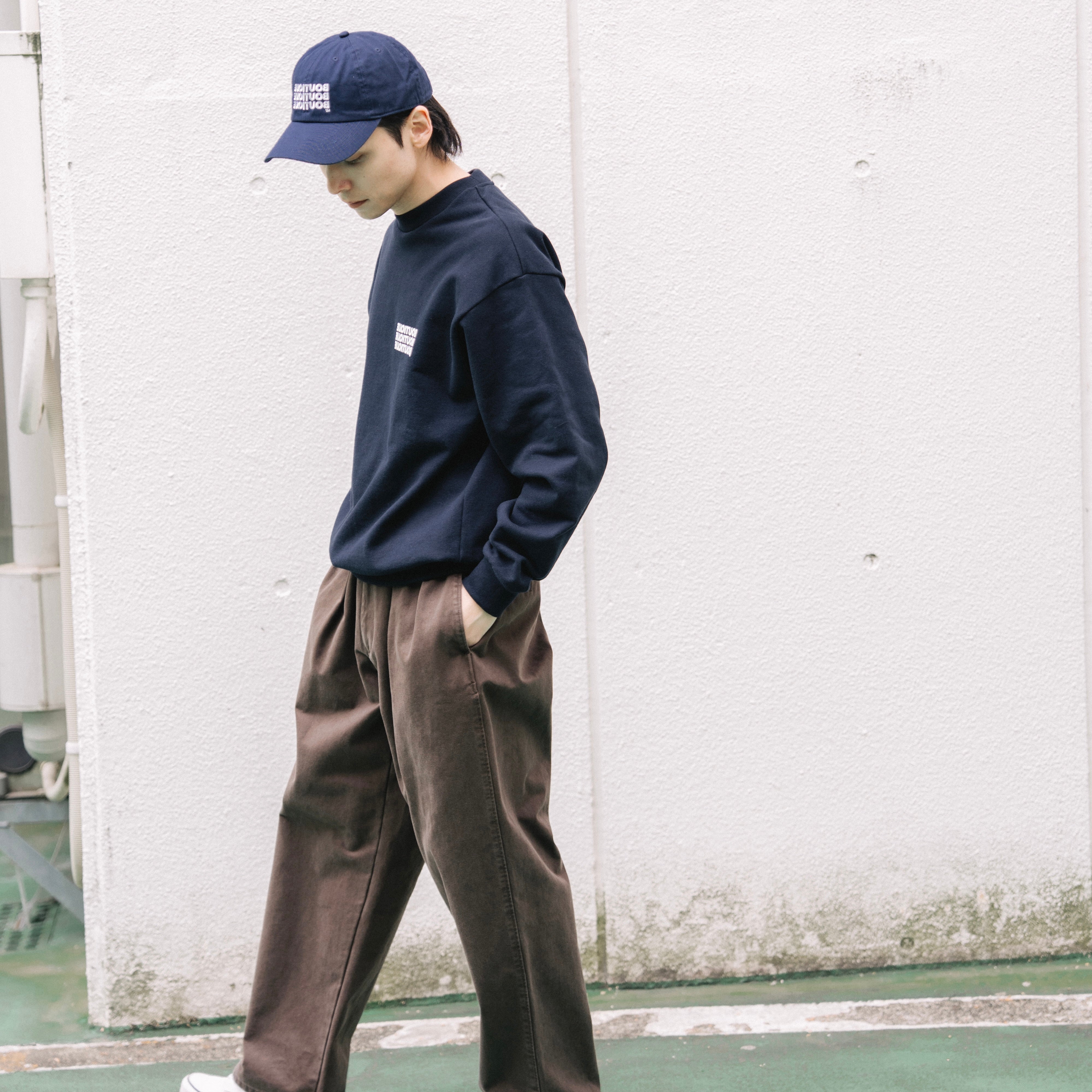 BOUTIQUE CREW NECK SWEAT NAVY（ブティッククルーネックスウェット