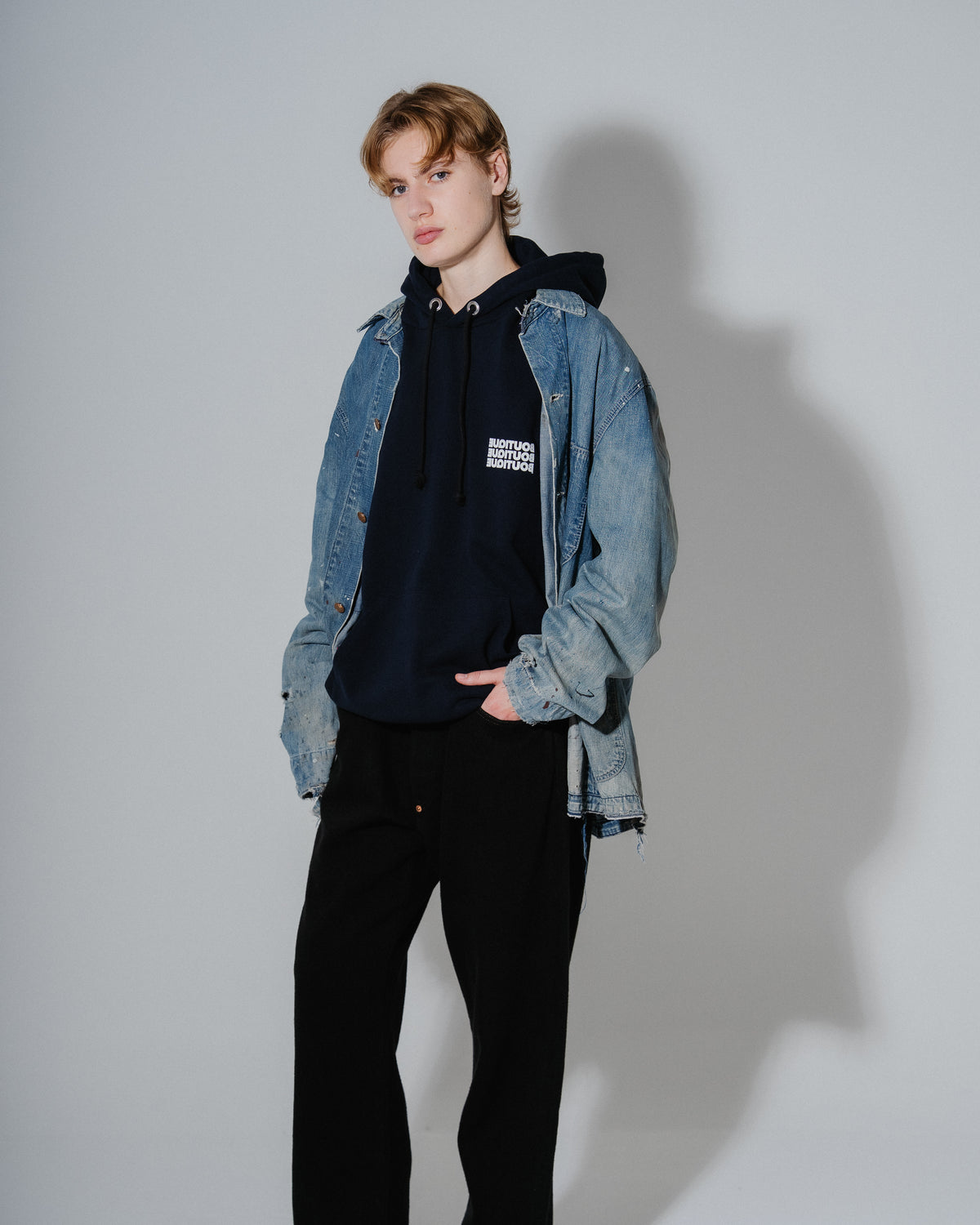 BOUTIQUE PULLOVER HOODIE NAVY（ブティックプルオーバーフーディーネイビー）｜ONLINE BOUTIQUE（オンラインブティック）