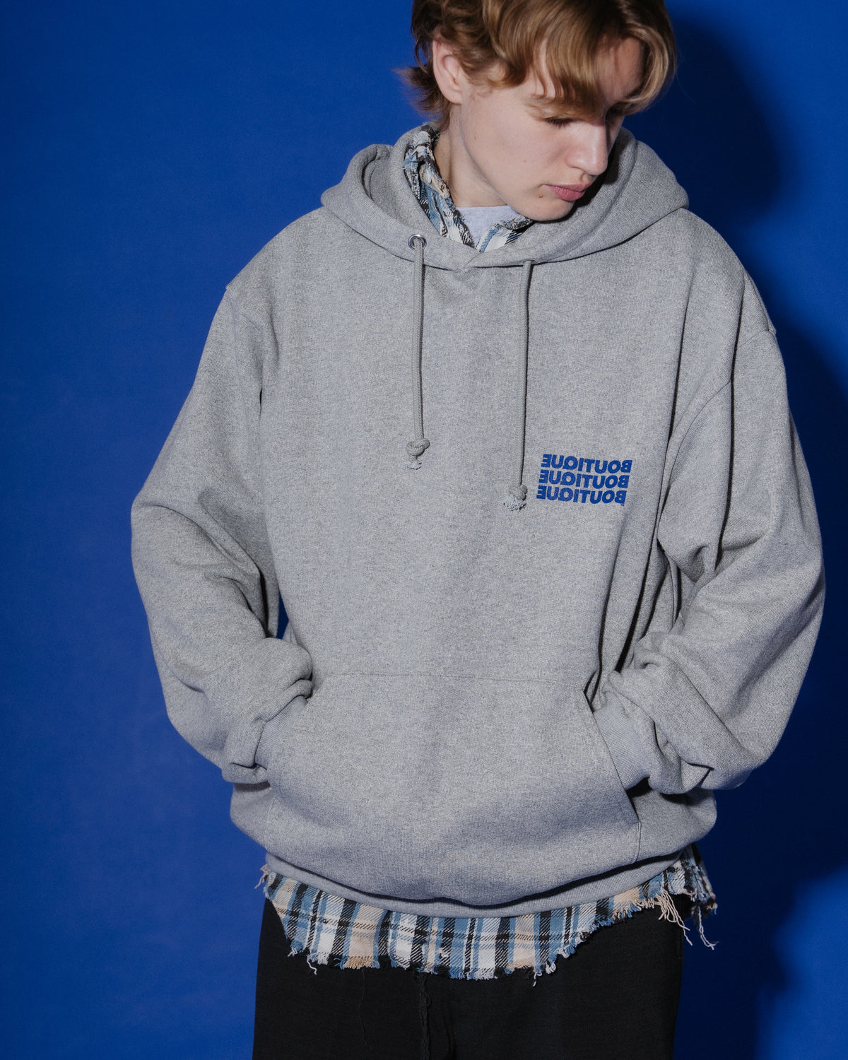 BOUTIQUE PULLOVER HOODIE HEATHER GRAY（ブティックプルオーバーフーディーヘザーグレイ）｜ONLINE BOUTIQUE（オンラインブティック）