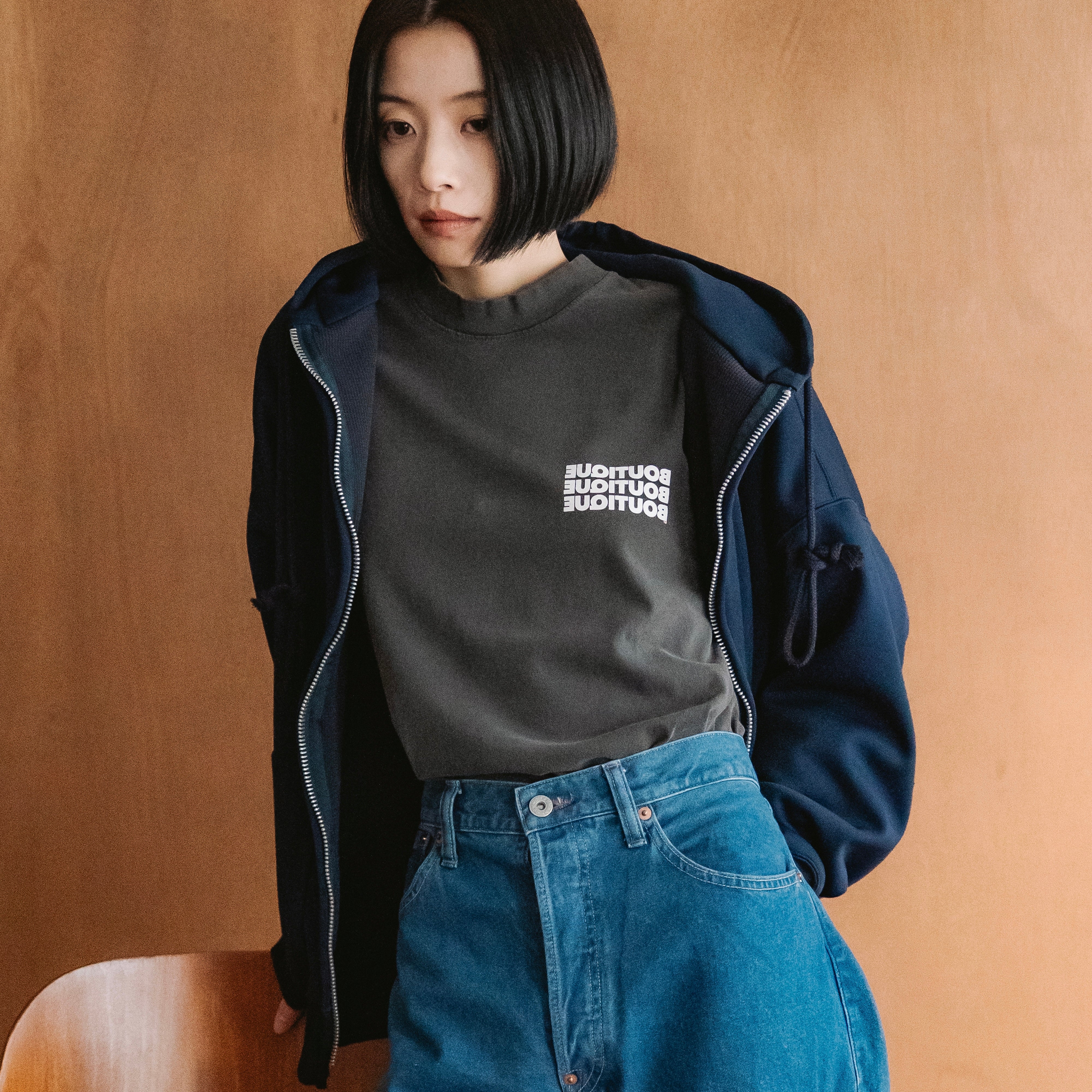 BOUTIQUE L/S TEE GARMENT DYE CHARCOAL（ブティックロングスリーブTシャツガーメントダイチャコール）｜ONLINE BOUTIQUE（オンラインブティック）