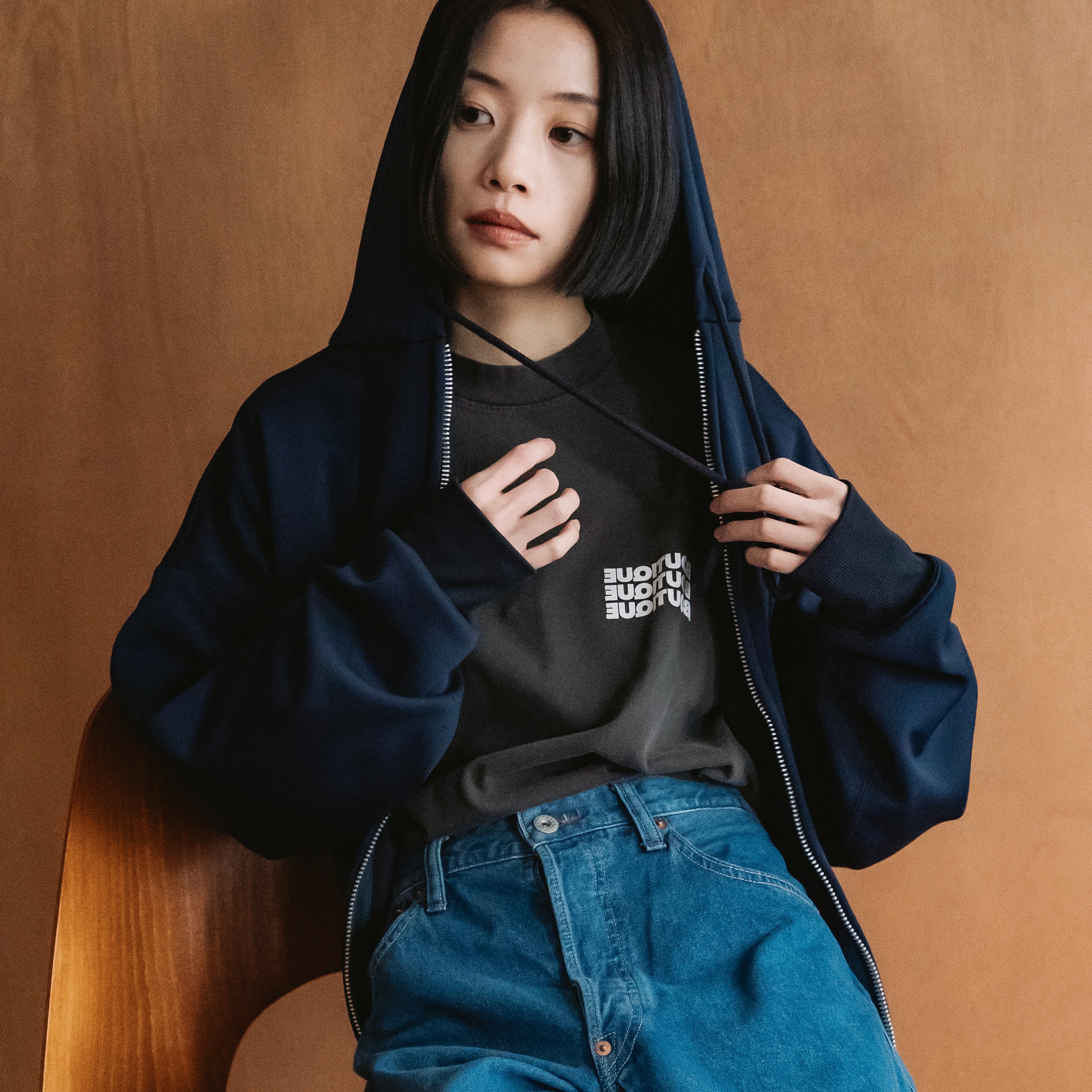 BOUTIQUE L/S TEE GARMENT DYE CHARCOAL（ブティックロングスリーブTシャツガーメントダイチャコール）｜ONLINE BOUTIQUE（オンラインブティック）