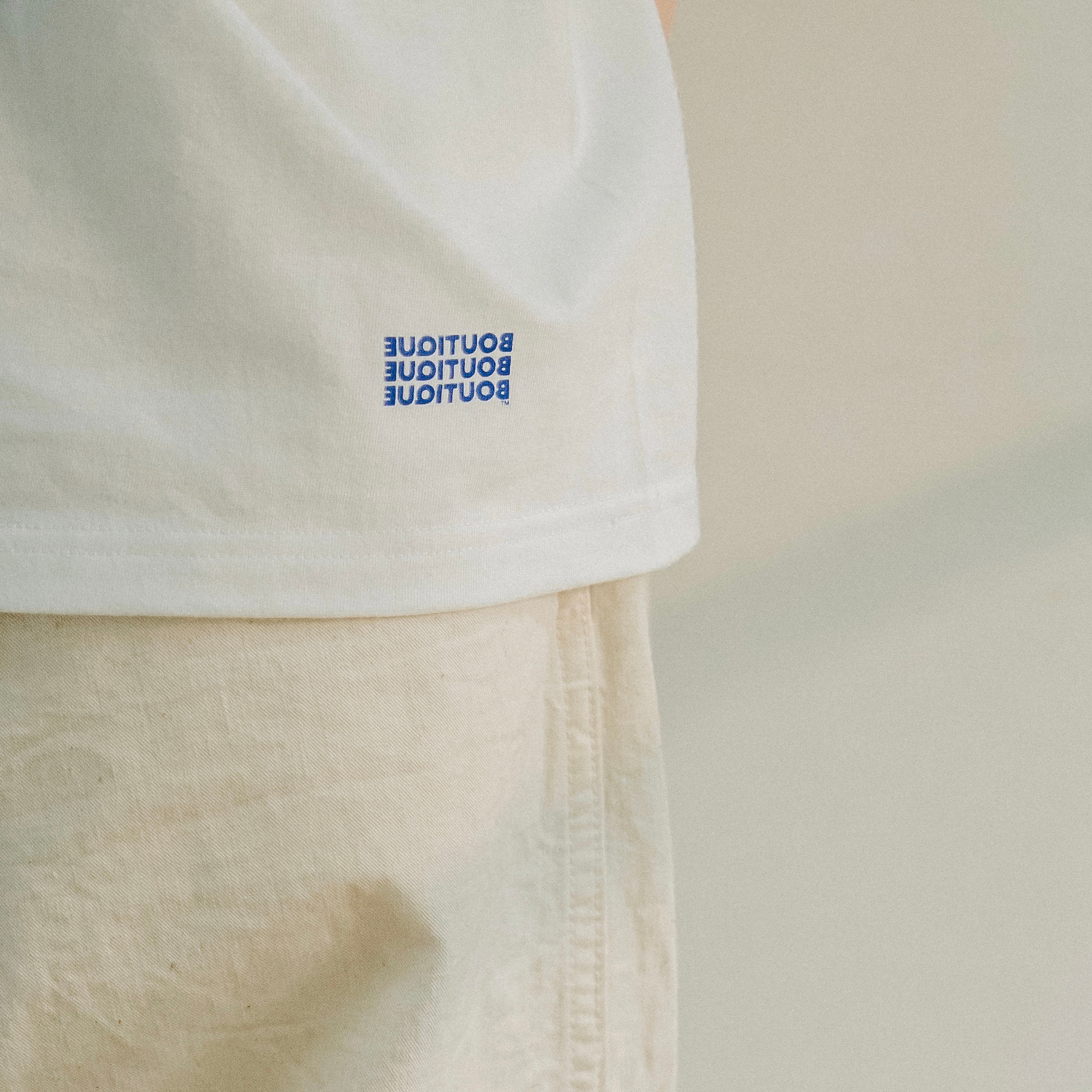 BOUTIQUE × FRUIT OF THE LOOM IT'S OUR DAILY 2PACK TEE WHITE（ブティック×フルーツオブザルームイッツアワーデイリー2パックTシャツホワイト）｜ONLINE BOUTIQUE（オンラインブティック）