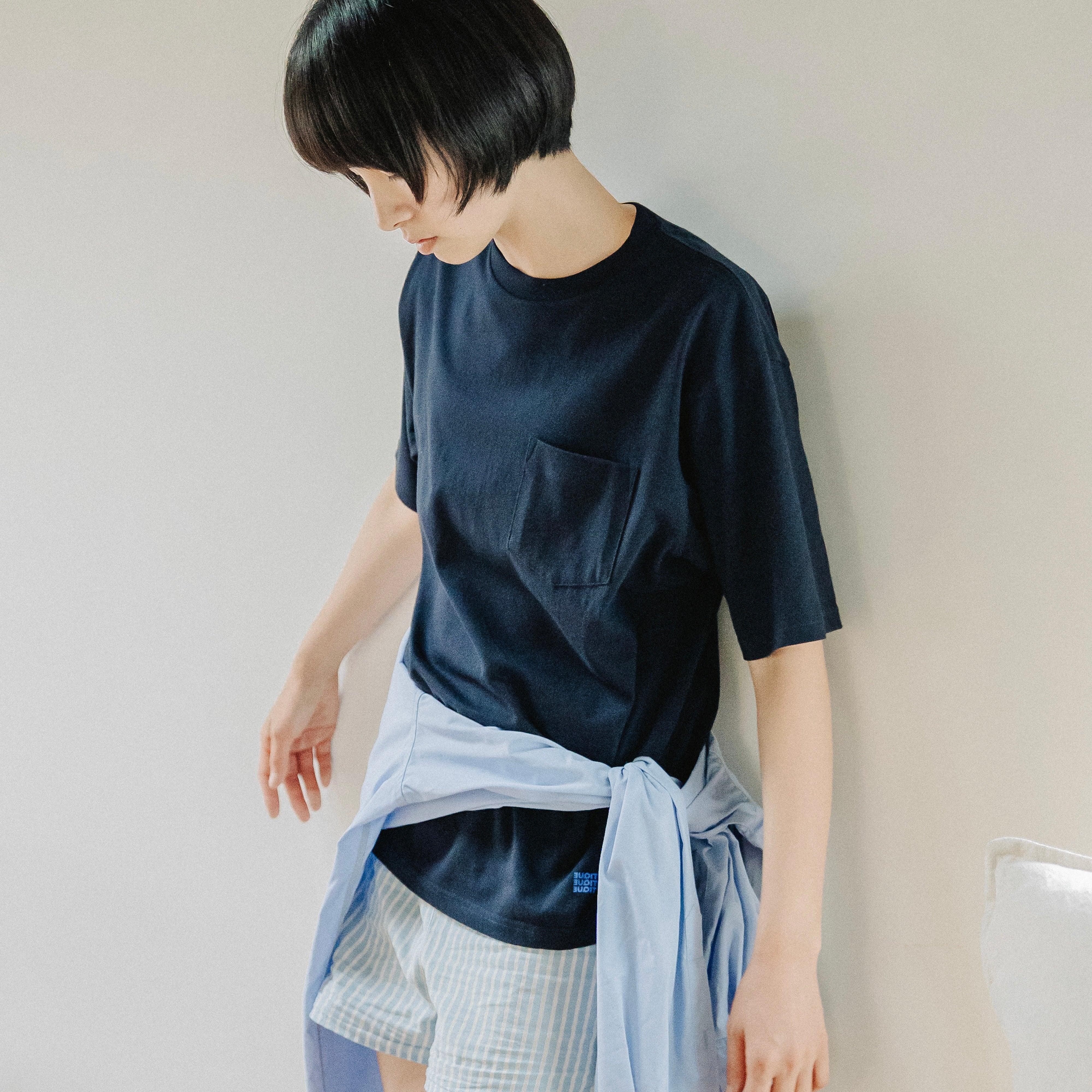 BOUTIQUE × FRUIT OF THE LOOM IT'S OUR DAILY 2PACK TEE NAVY（ブティック×フルーツオブザルームイッツアワーデイリーツーパックTシャツネイビー）｜ONLINE BOUTIQUE（オンラインブティック）