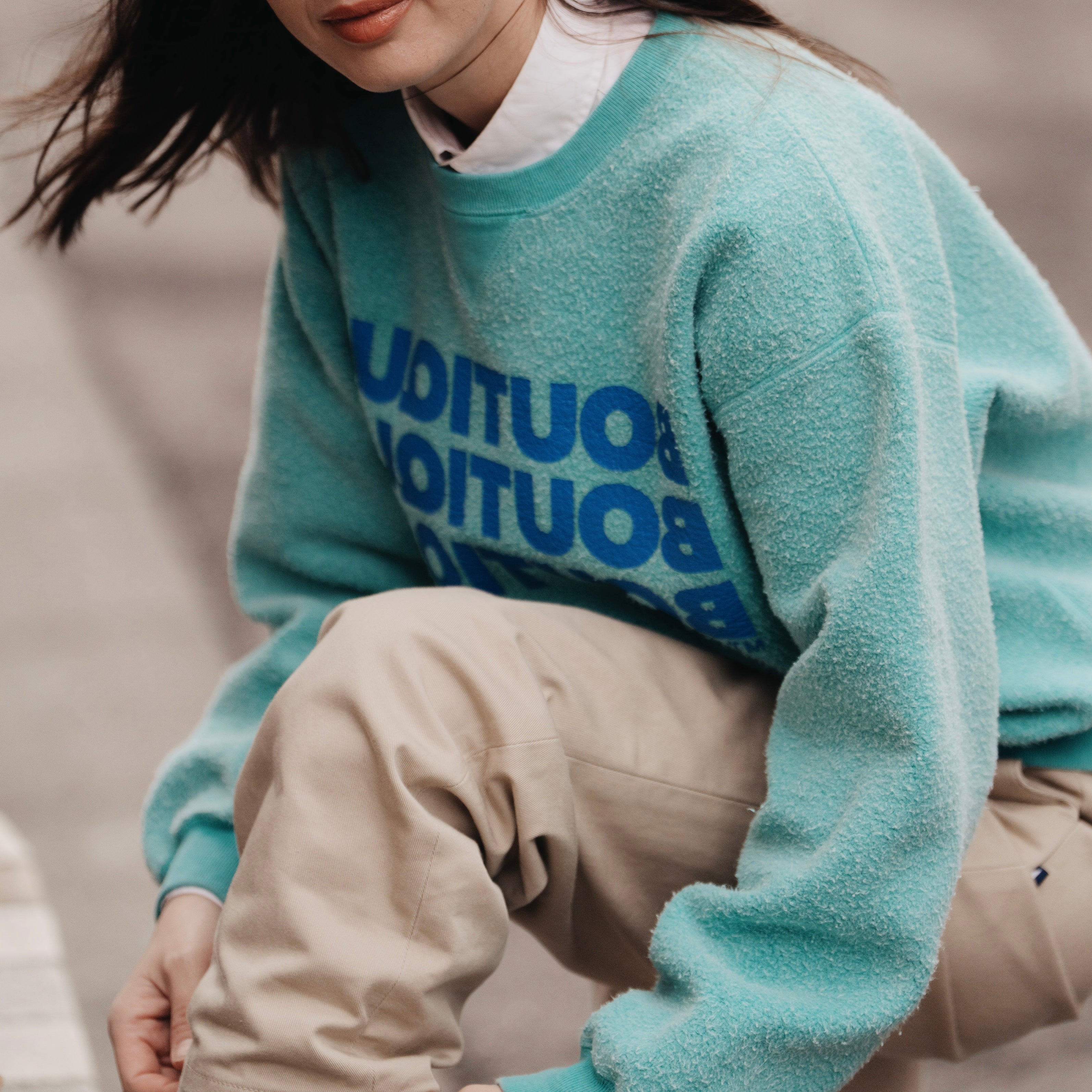 DESCENDANT × BOUTIQUE CREW NECK PIGMENT DYE TEAL｜ONLINE BOUTIQUE