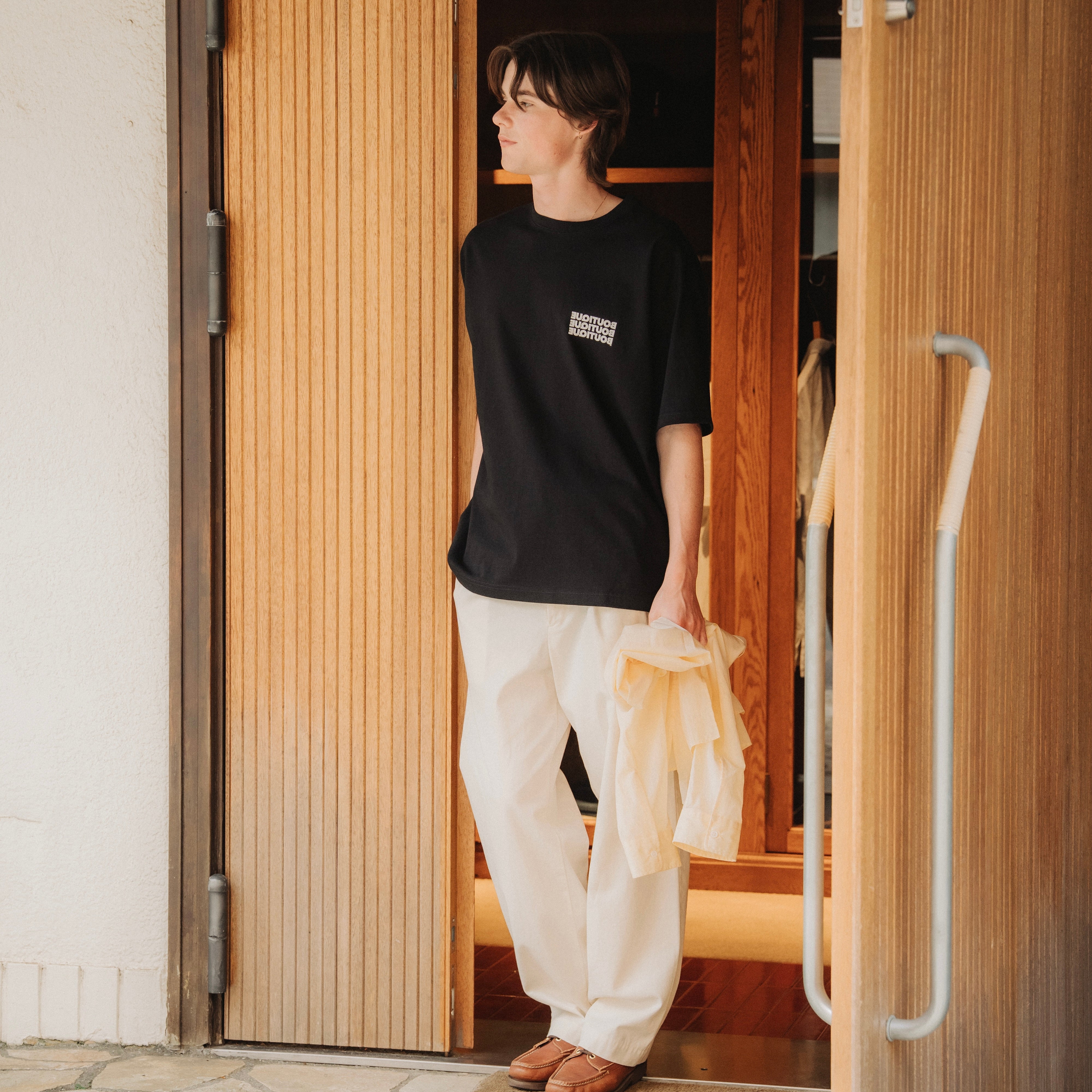 BOUTIQUE SHORT SLEEVE TEE BLACK（ブティックショートスリーブTシャツブラック）｜ONLINE BOUTIQUE（オンラインブティック）