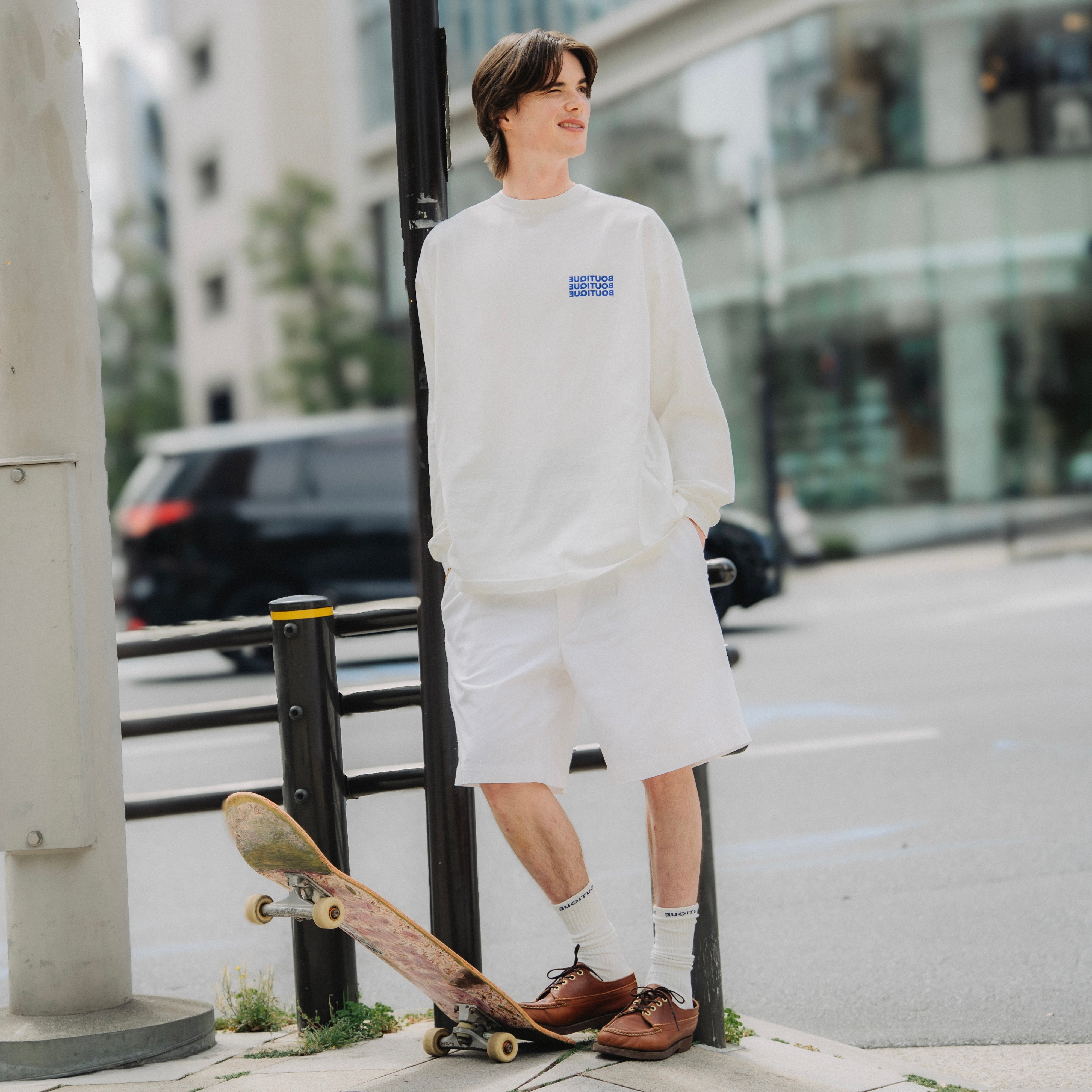 BOUTIQUE LONG SLEEVE TEE WHITE（ブティックロングスリーブTシャツホワイト）｜ONLINE BOUTIQUE（オンラインブティック）