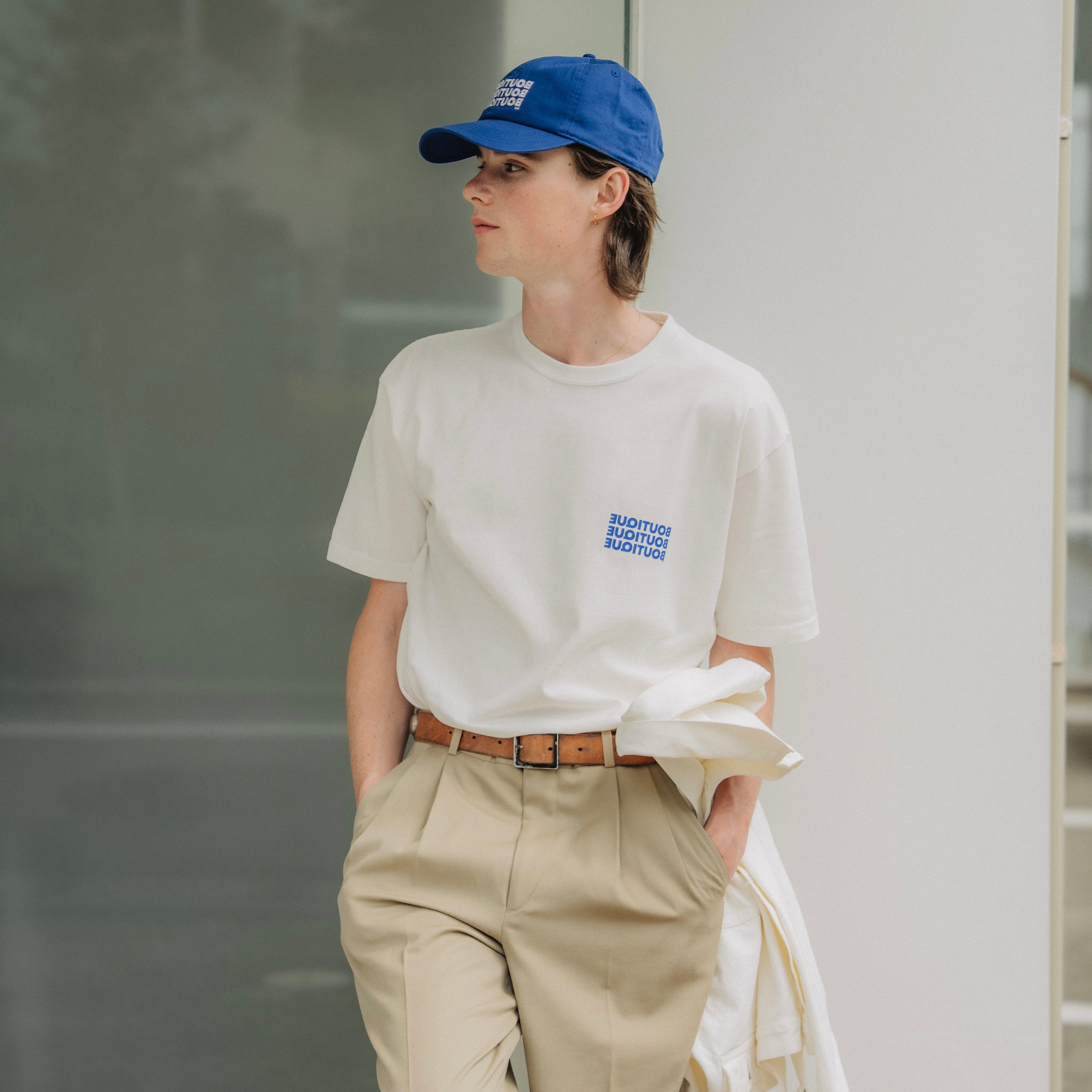 BOUTIQUE SHORT SLEEVE TEE WHITE（ブティックショートスリーブTシャツ