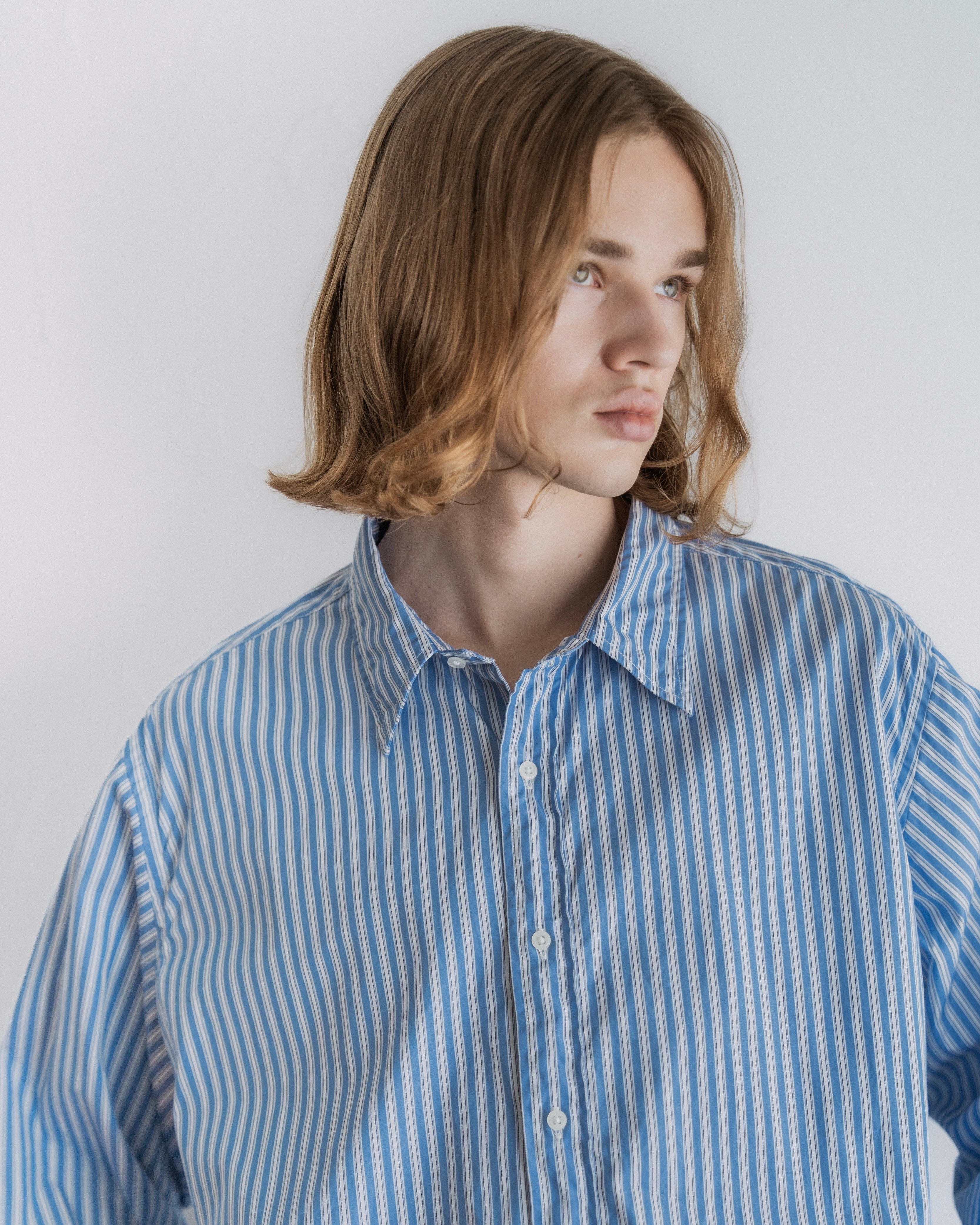 FOUNDOUR COTTON STRIPE REGULAR COLLAR SHIRT BLUE STRIPE（ファウンダコットンストライプレギュラーカラーシャツブルーストライプ）｜ONLINE BOUTIQUE（オンラインブティック）
