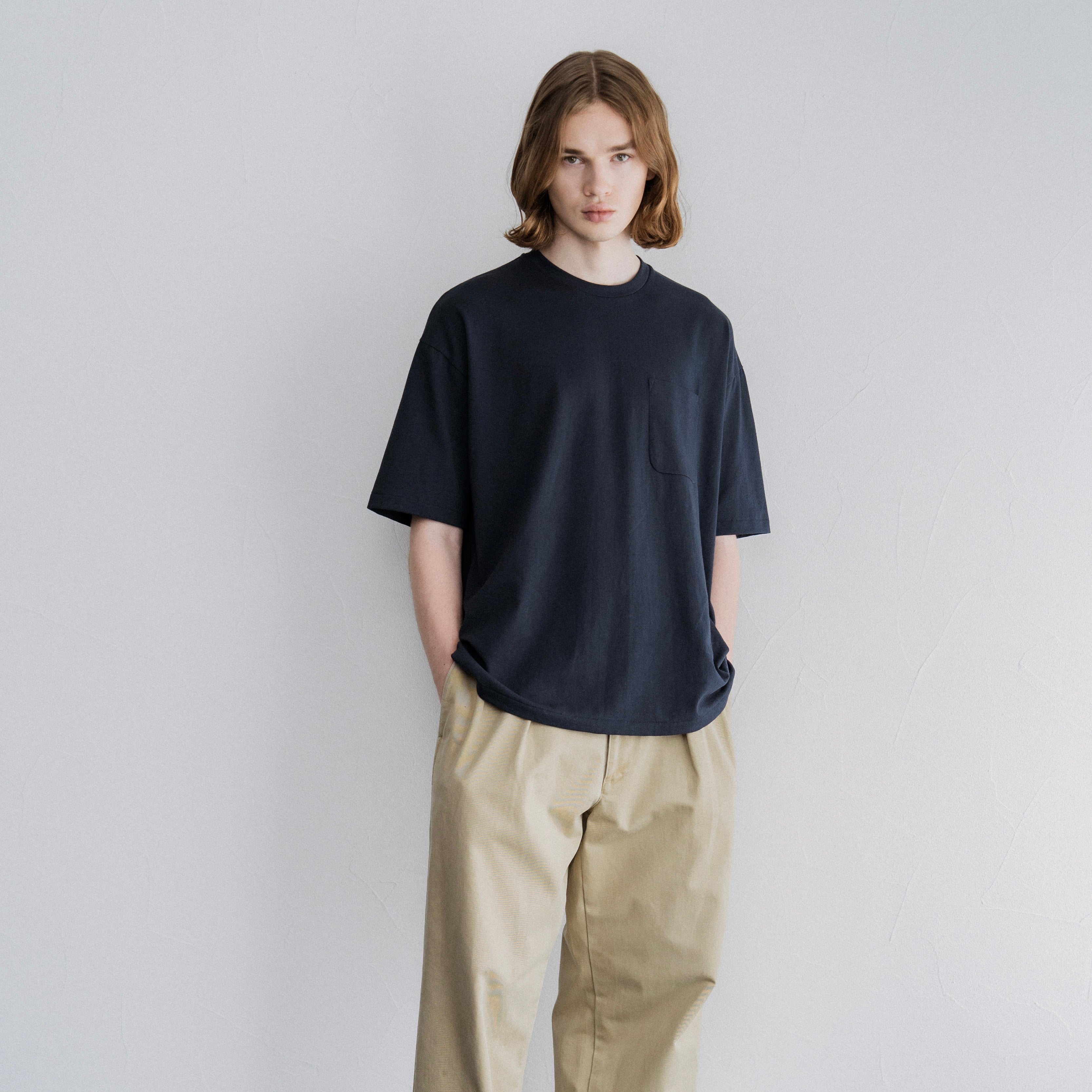 FOUNDOUR COTTON SHORT SLEEVE POCKET TEE NAVY NAVY（ファウンダコットンショートスリーブポケットTシャツネイビー）｜ONLINE BOUTIQUE（オンラインブティック）