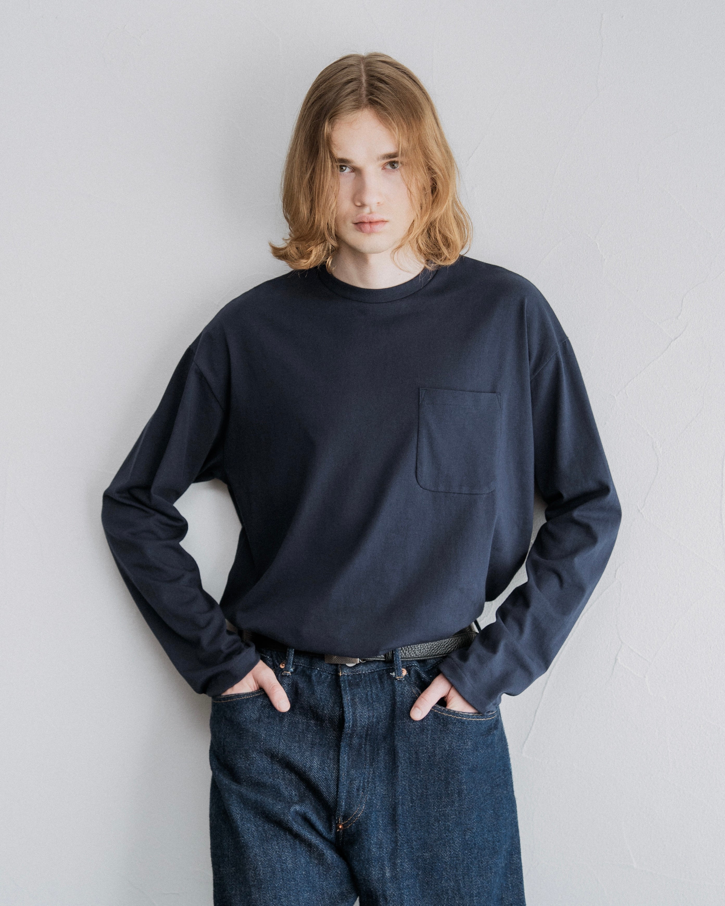 FOUNDOUR COTTON POCKET LONG SLEEVE TEE NAVY（ファウンダコットンポケットロングスリーブTシャツネイビー）｜ONLINE BOUTIQUE（オンラインブティック）