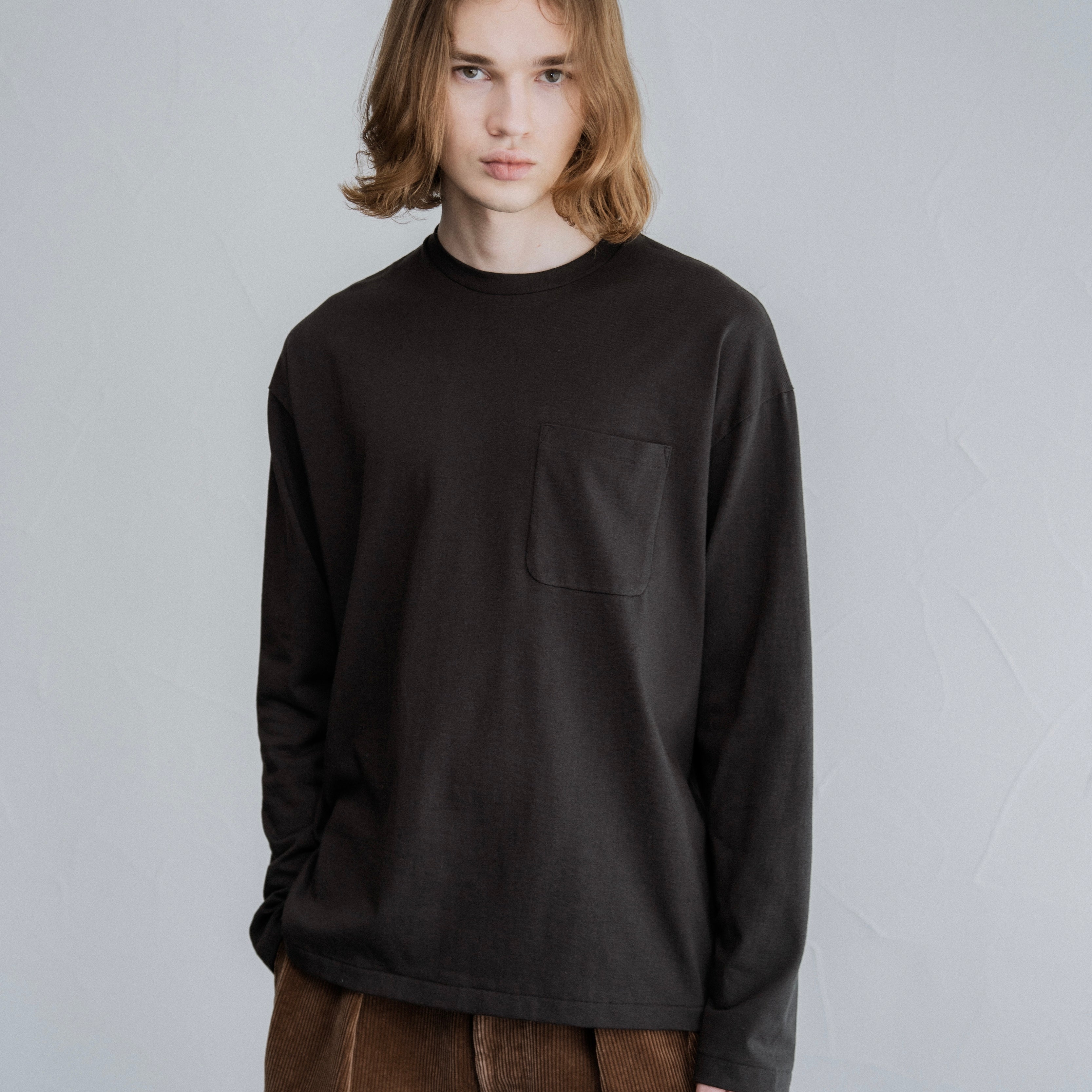 FOUNDOUR COTTON LONG SLEEVE POCKET TEE BLACK（ファウンダコットンロングスリーブポケットTシャツブラック）｜ONLINE BOUTIQUE（オンラインブティック）