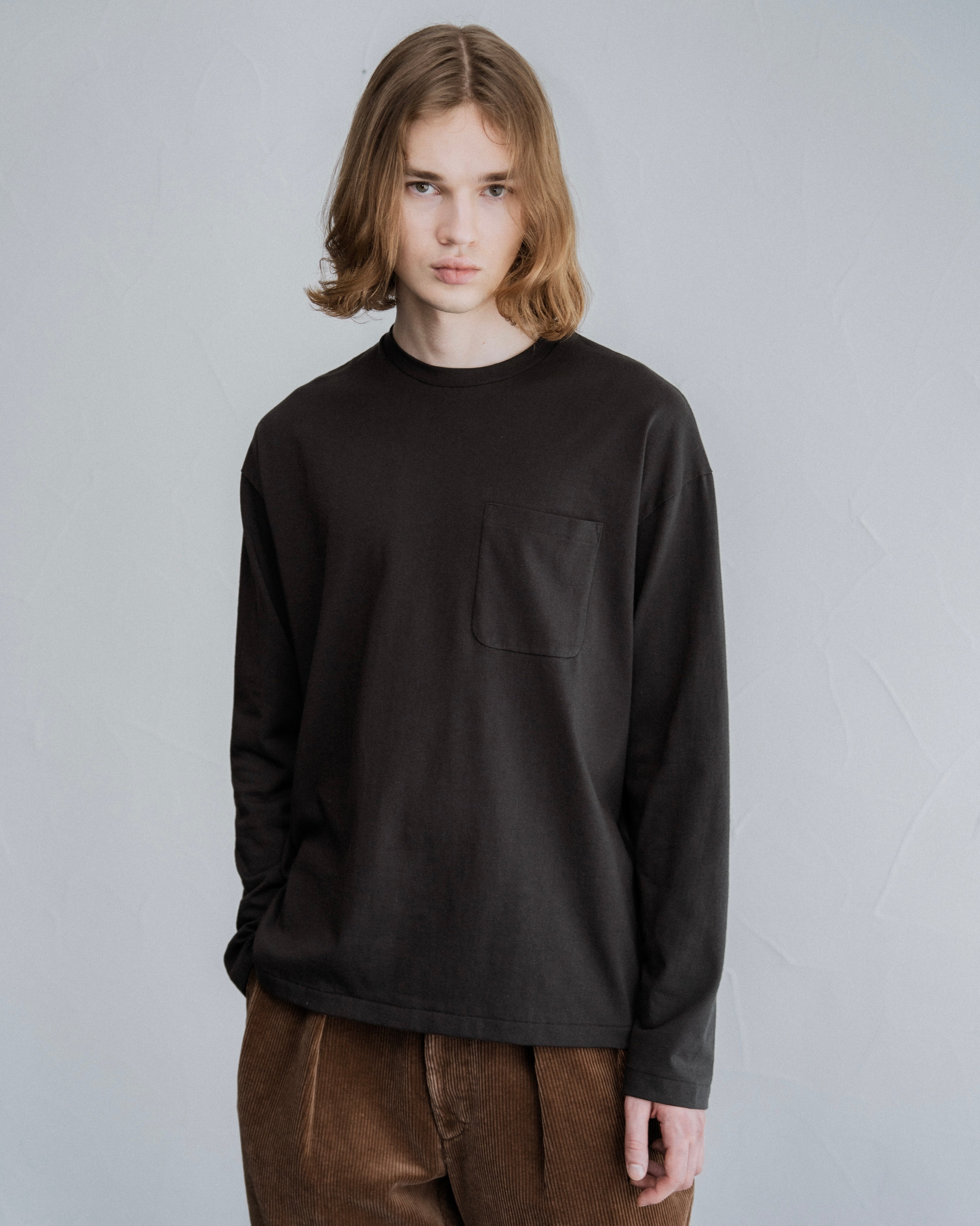 FOUNDOUR COTTON LONG SLEEVE POCKET TEE BLACK（ファウンダコットン