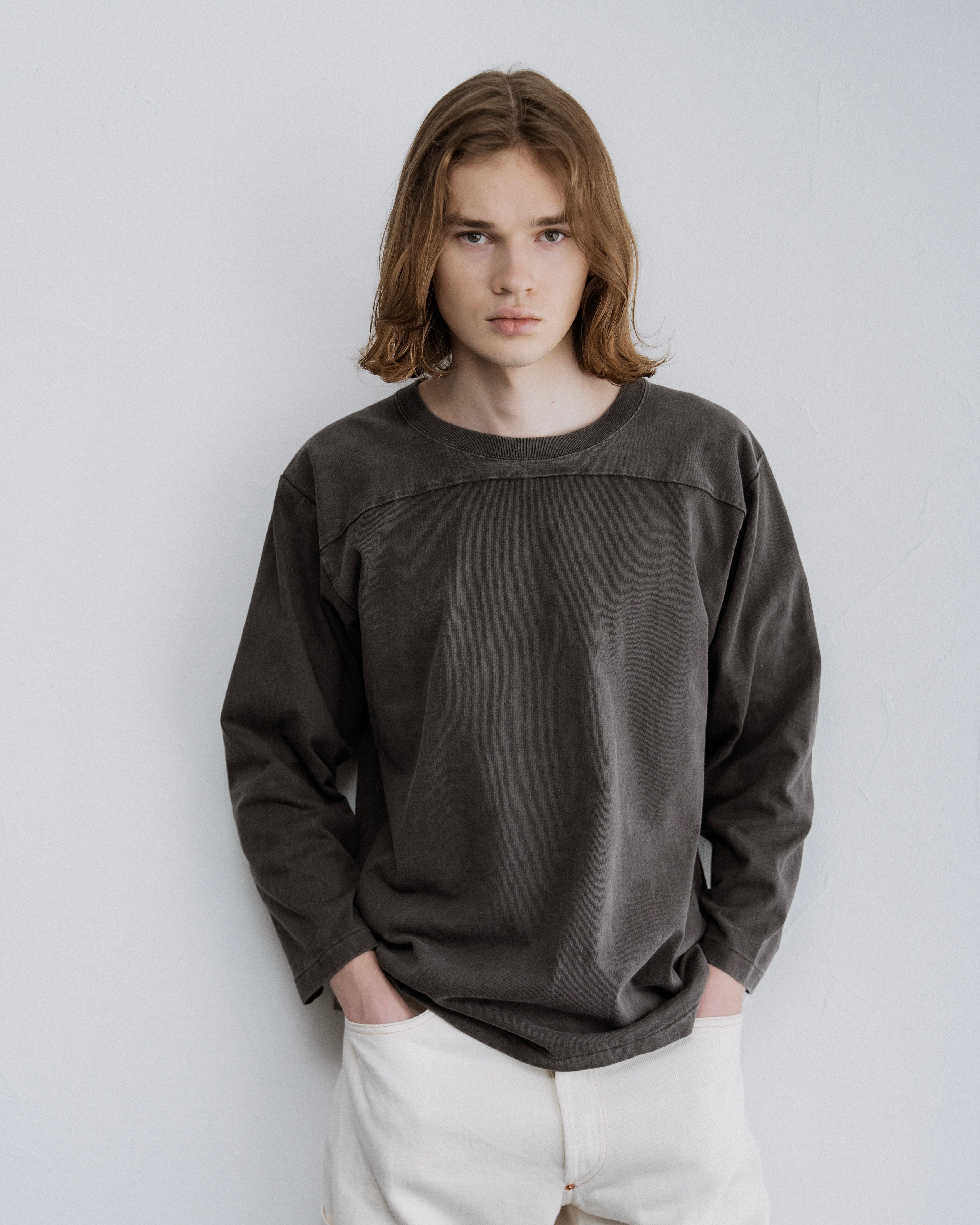 FOUNDOUR COTTON BD FADE  FOOTBALL TEE BROWN（ファウンダコットンボタンダウンフェードフットボールTシャツブラウン）｜ONLINE BOUTIQUE（オンラインブティック）
