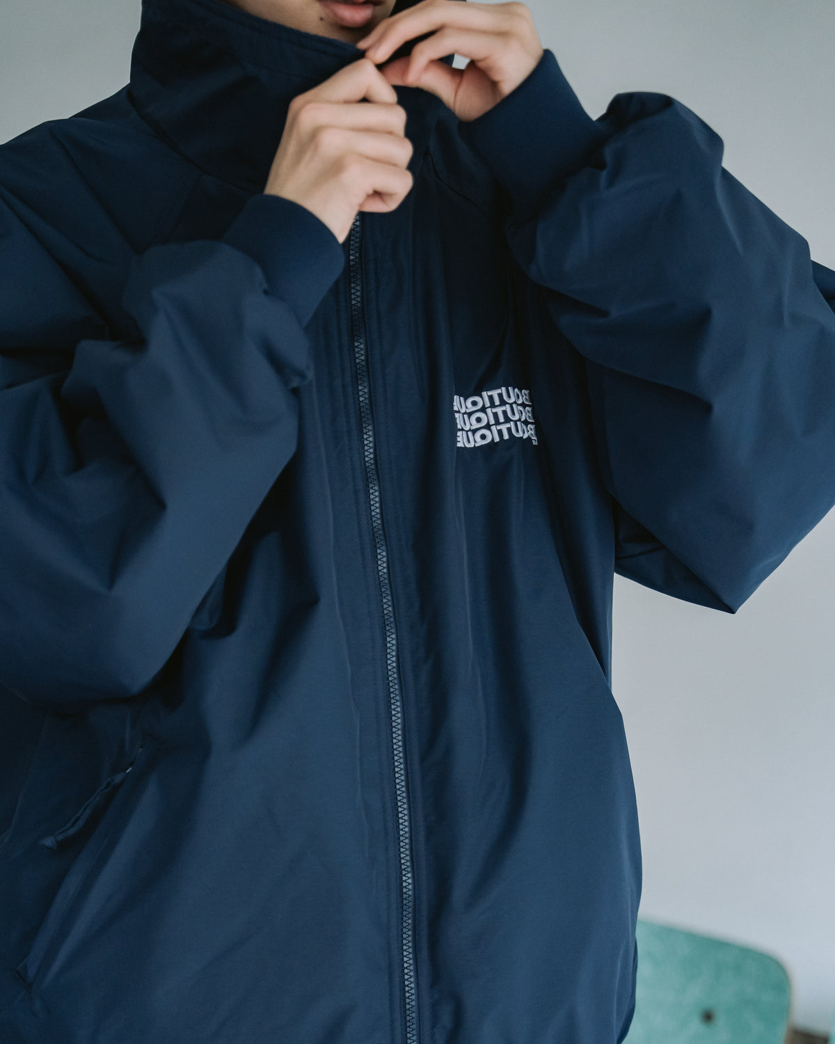 BOUTIQUE NYLON × FLEECE STAND COLLAR NAVY（ブティックナイロン×フリーススタンドカラージャケットネイビー）｜ONLINE BOUTIQUE（オンラインブティック）